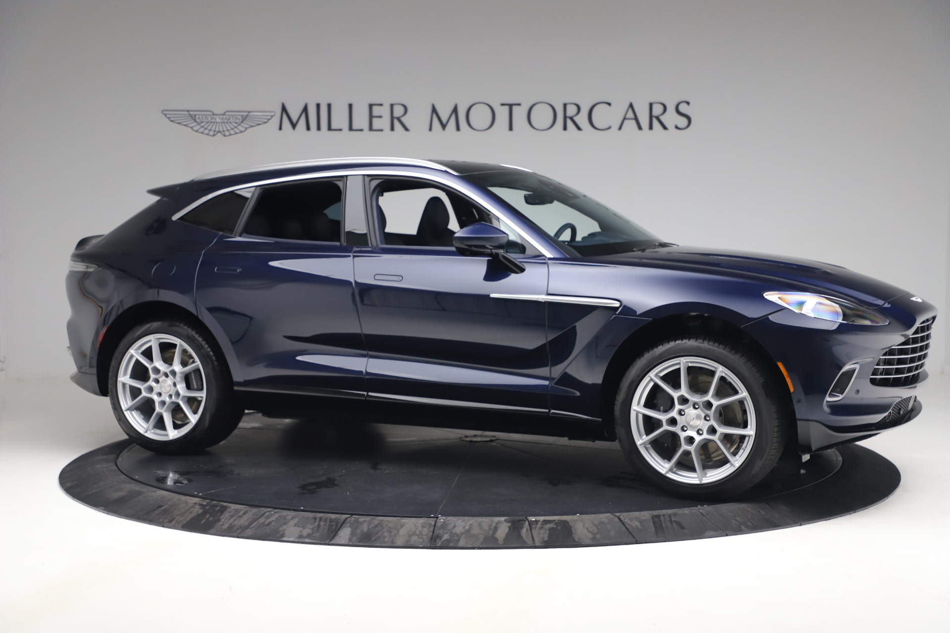 New 2021 Aston Martin DBX | St. Petersburg, FL