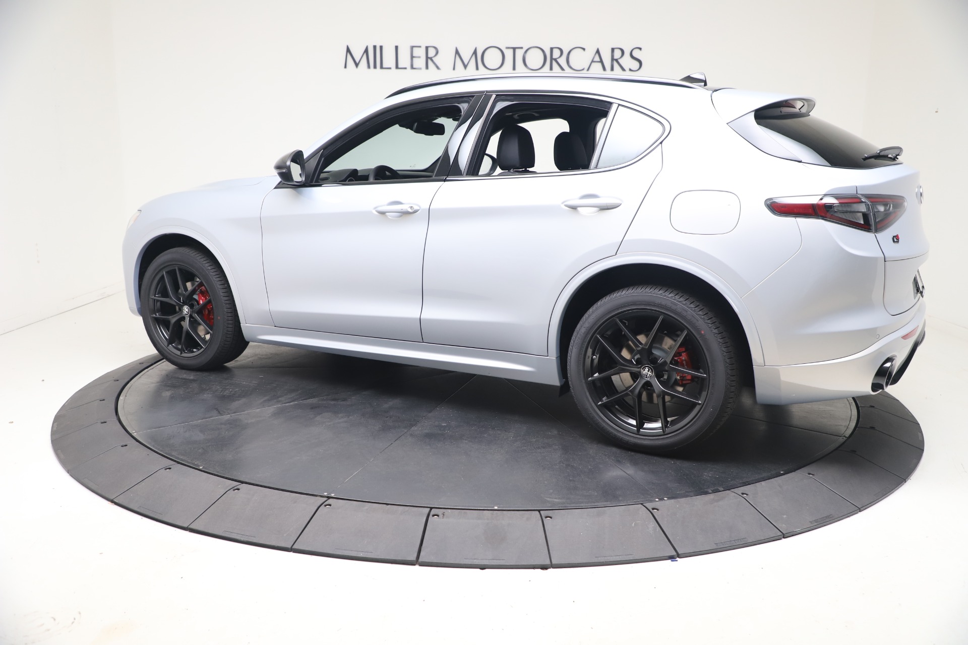 New 2021 Alfa Romeo Stelvio Ti Sport Q4 | St. Petersburg, FL