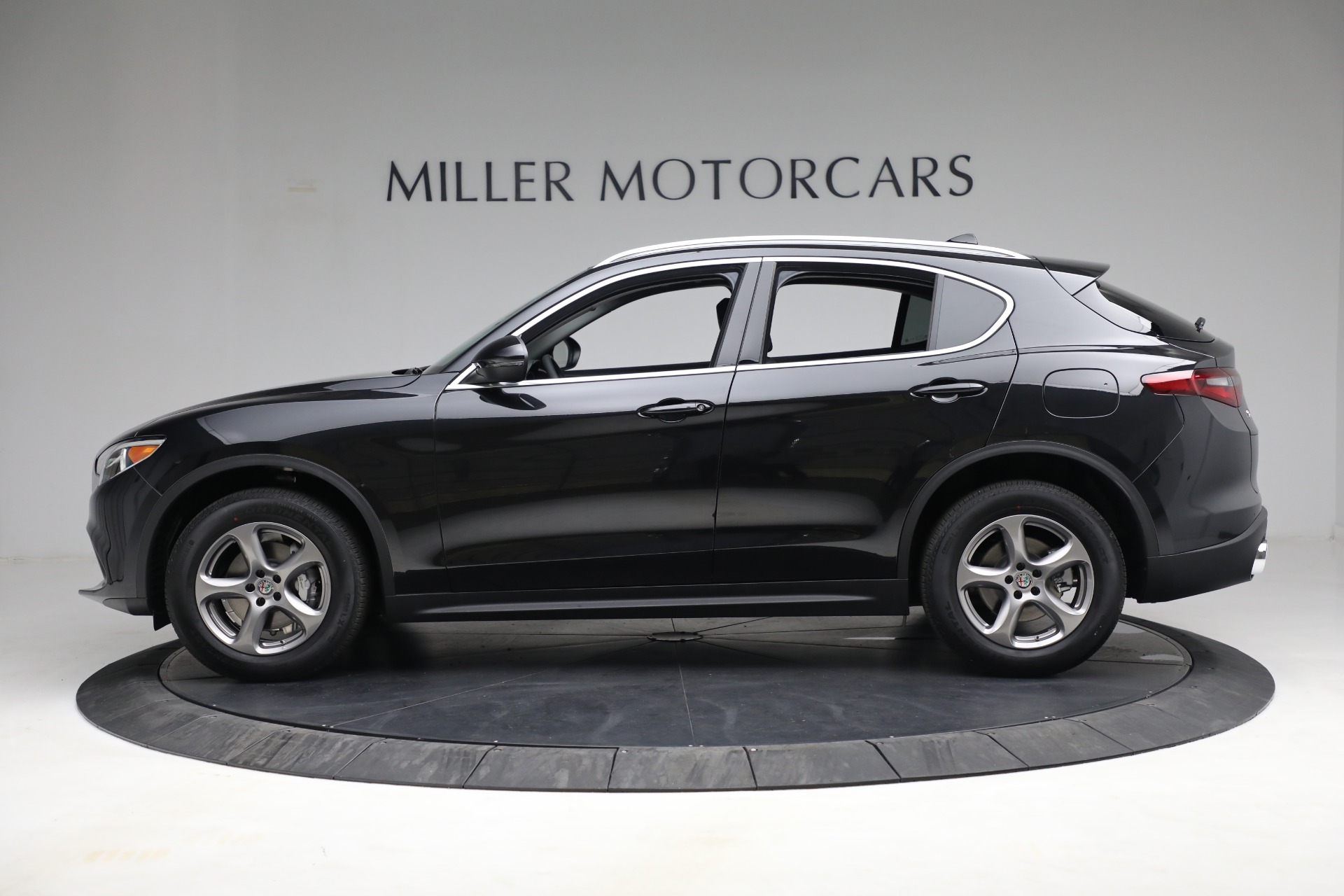 New 2021 Alfa Romeo Stelvio Q4 | St. Petersburg, FL