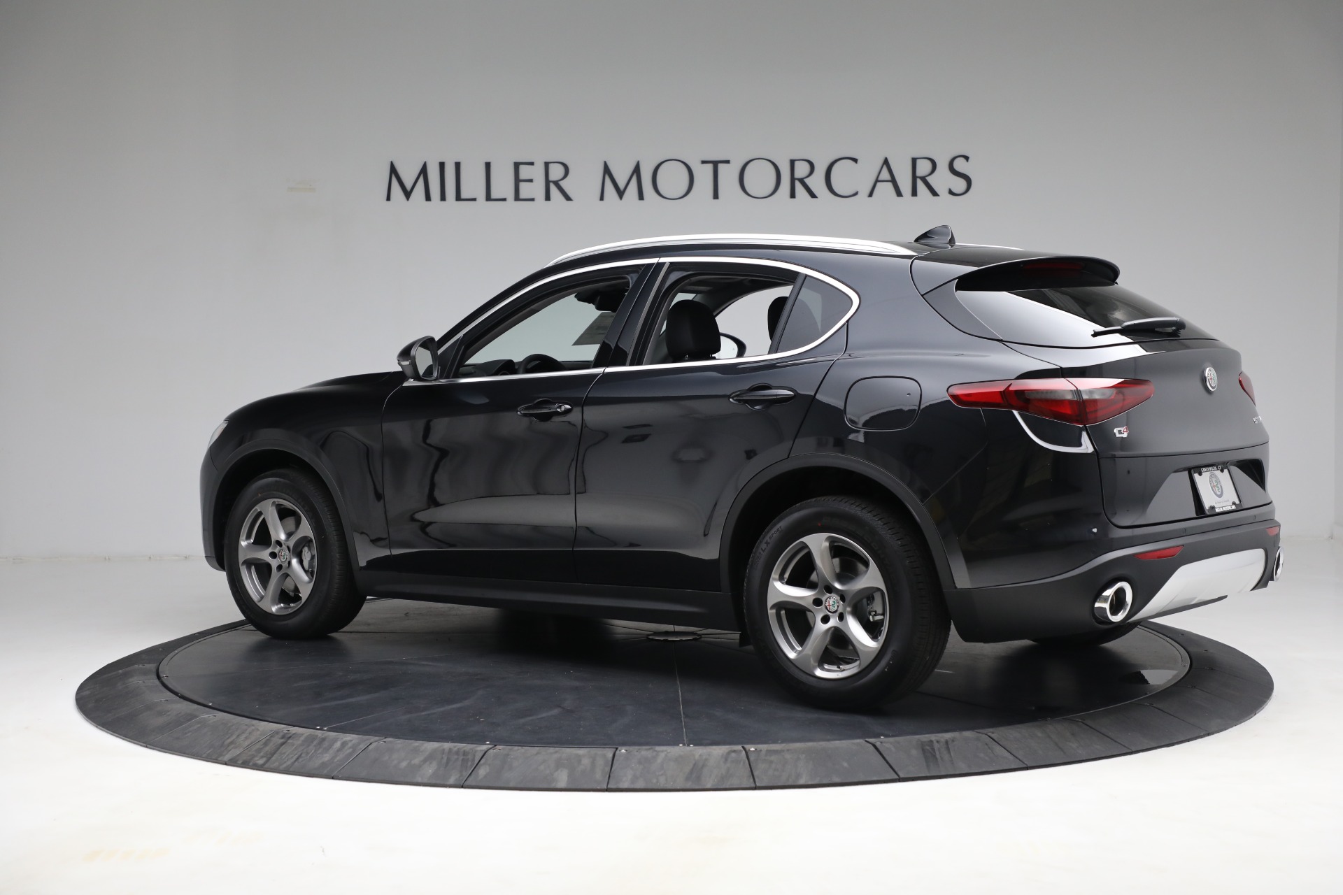 New 2021 Alfa Romeo Stelvio Q4 | St. Petersburg, FL