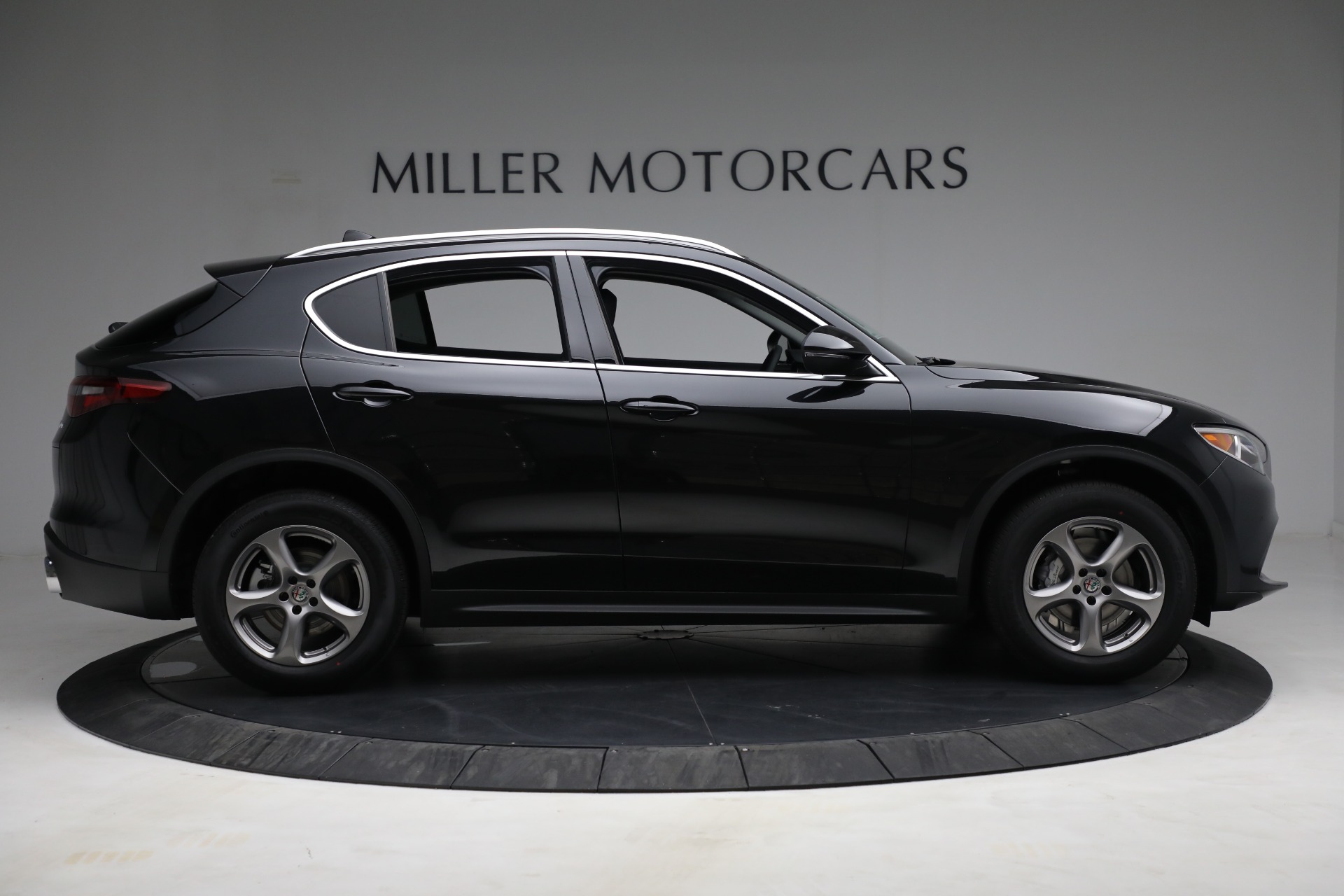New 2021 Alfa Romeo Stelvio Q4 | St. Petersburg, FL