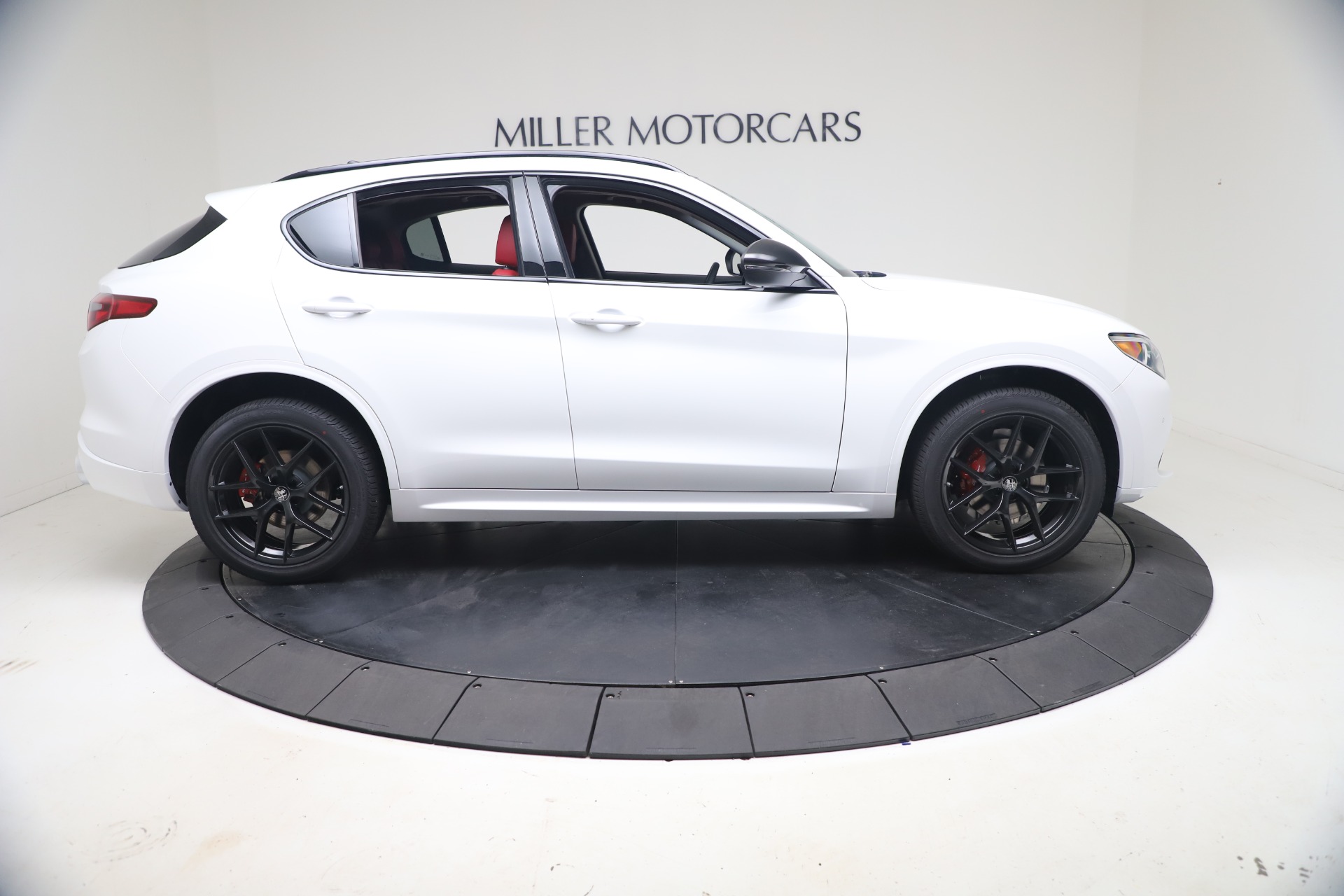 New 2021 Alfa Romeo Stelvio Ti Q4 | St. Petersburg, FL
