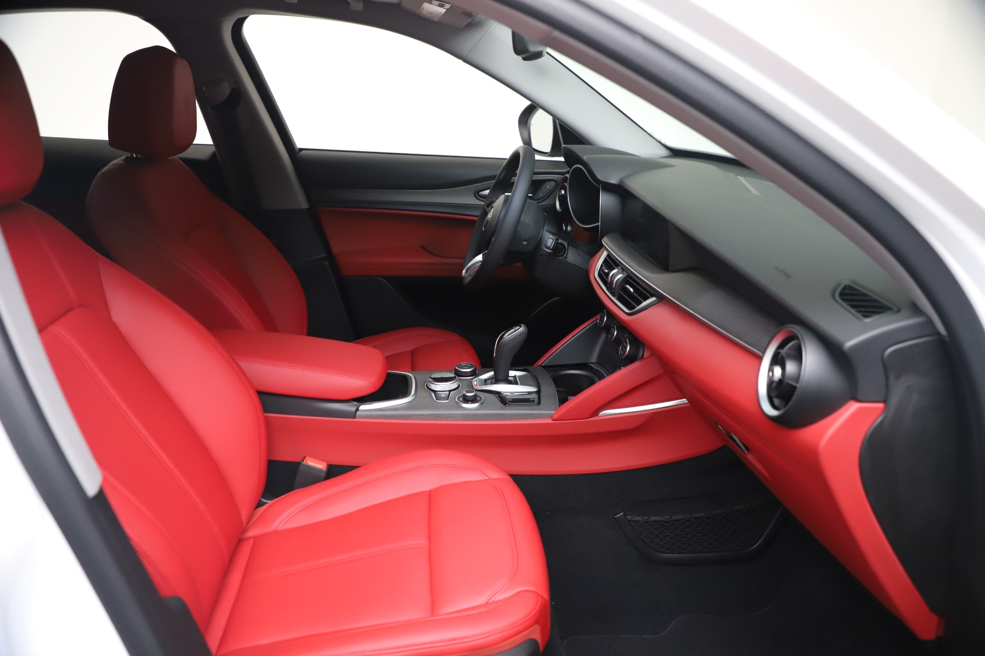 New 2021 Alfa Romeo Stelvio Ti Q4 | St. Petersburg, FL