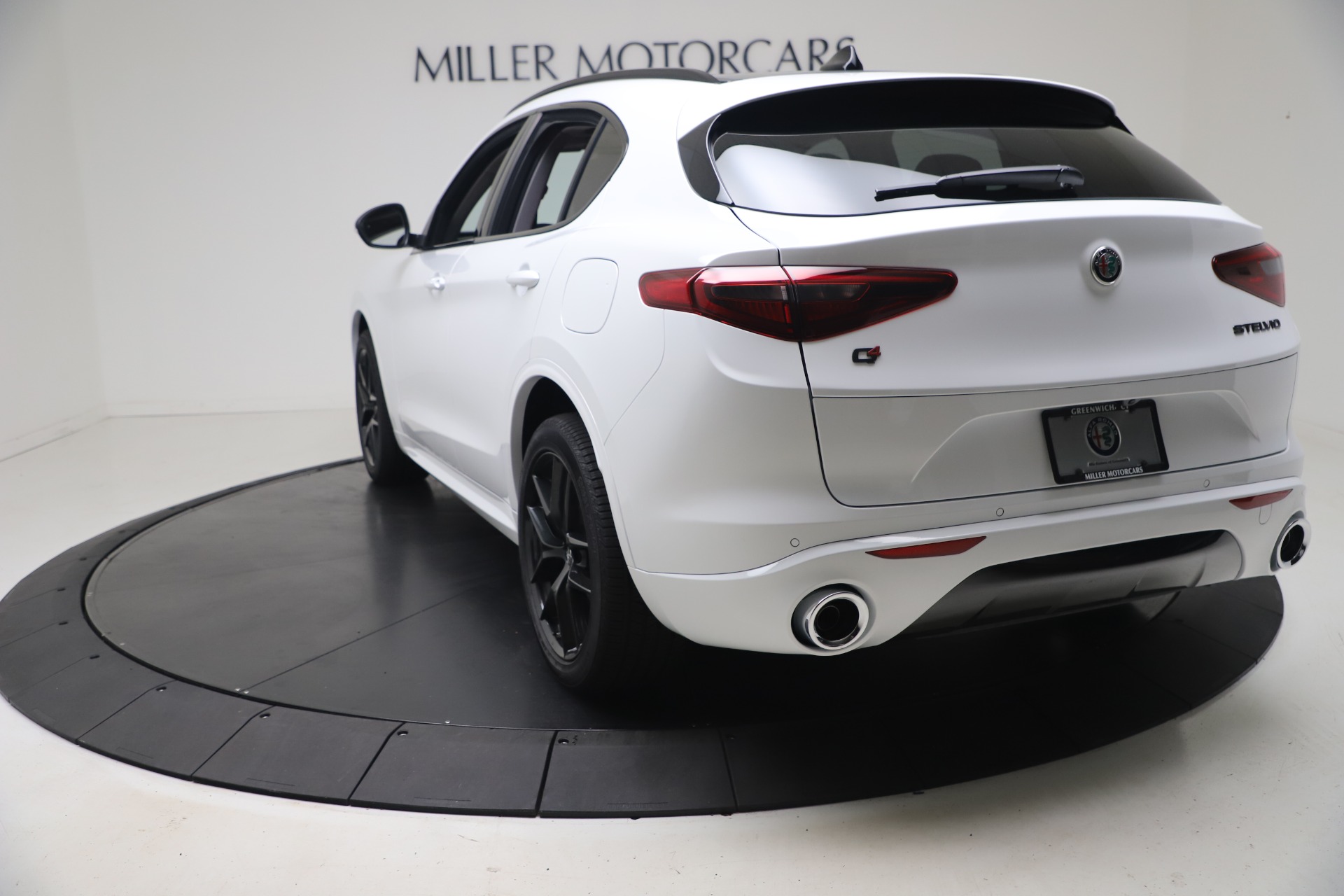 New 2021 Alfa Romeo Stelvio Ti Q4 | St. Petersburg, FL