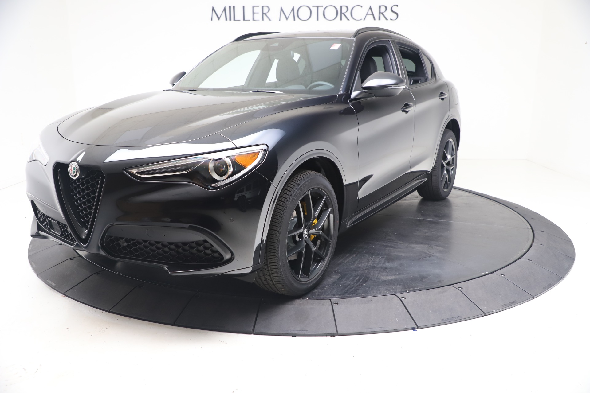 New 2021 Alfa Romeo Stelvio Ti Sport Q4 | St. Petersburg, FL
