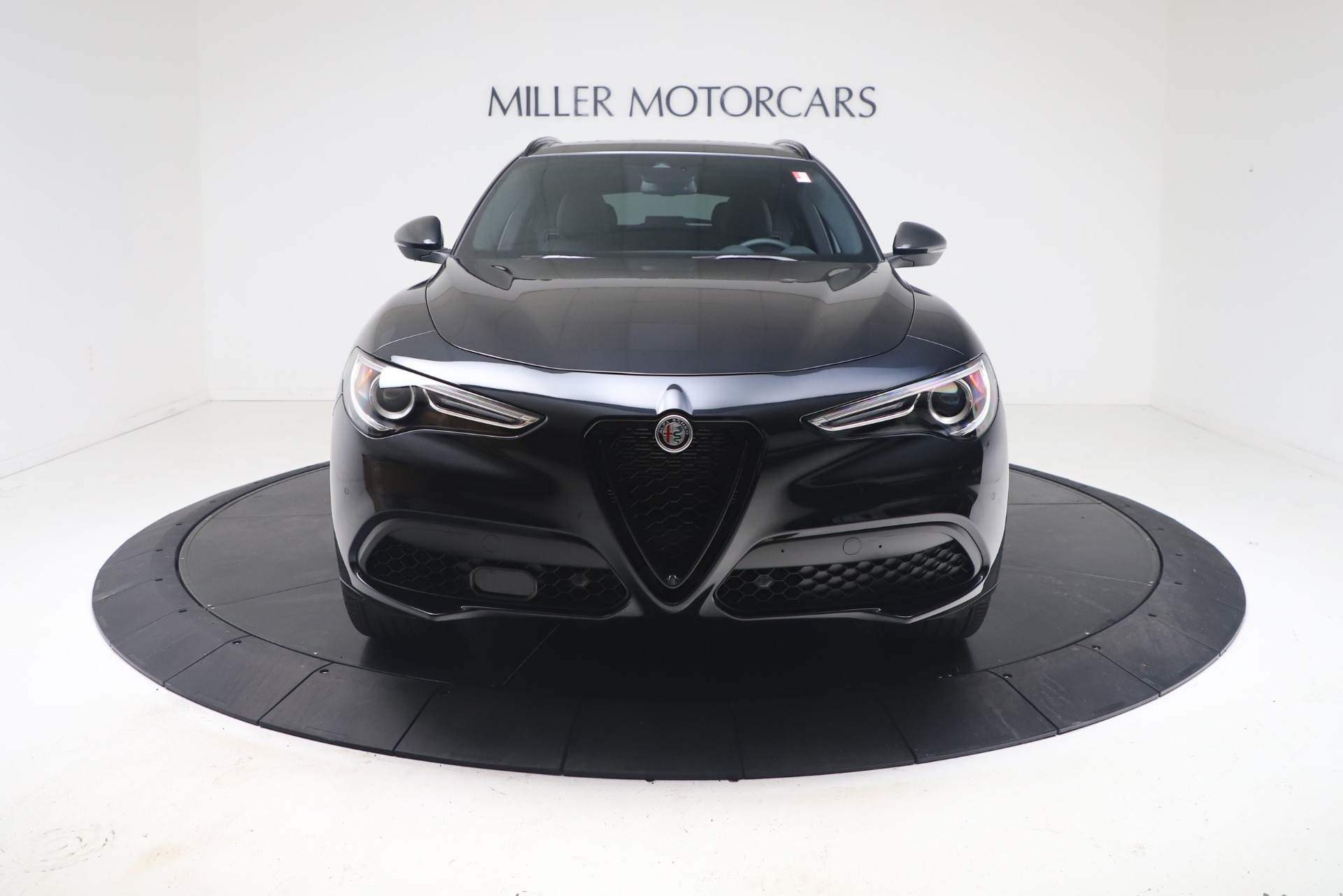 New 2021 Alfa Romeo Stelvio Ti Sport Q4 | St. Petersburg, FL