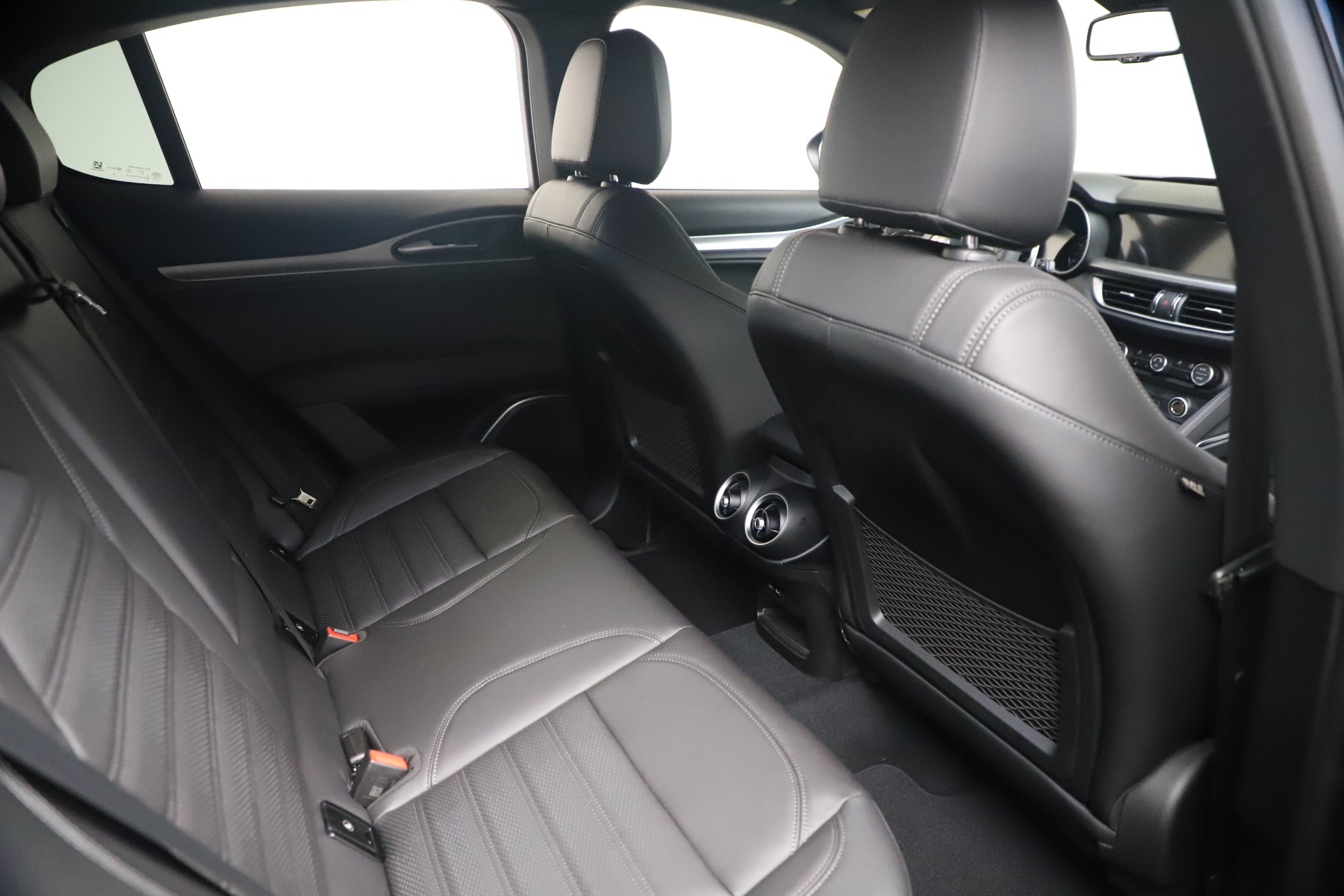 New 2021 Alfa Romeo Stelvio Ti Sport Q4 | St. Petersburg, FL