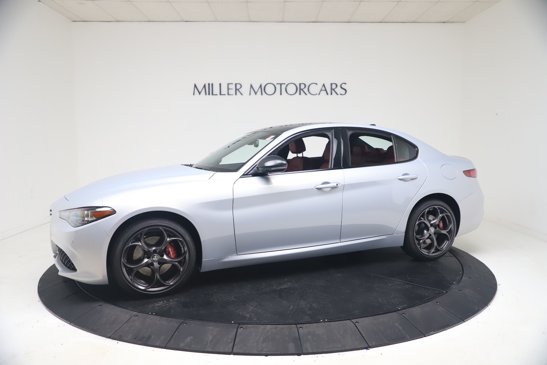 New 2021 Alfa Romeo Giulia Ti Sport Q4 | St. Petersburg, FL