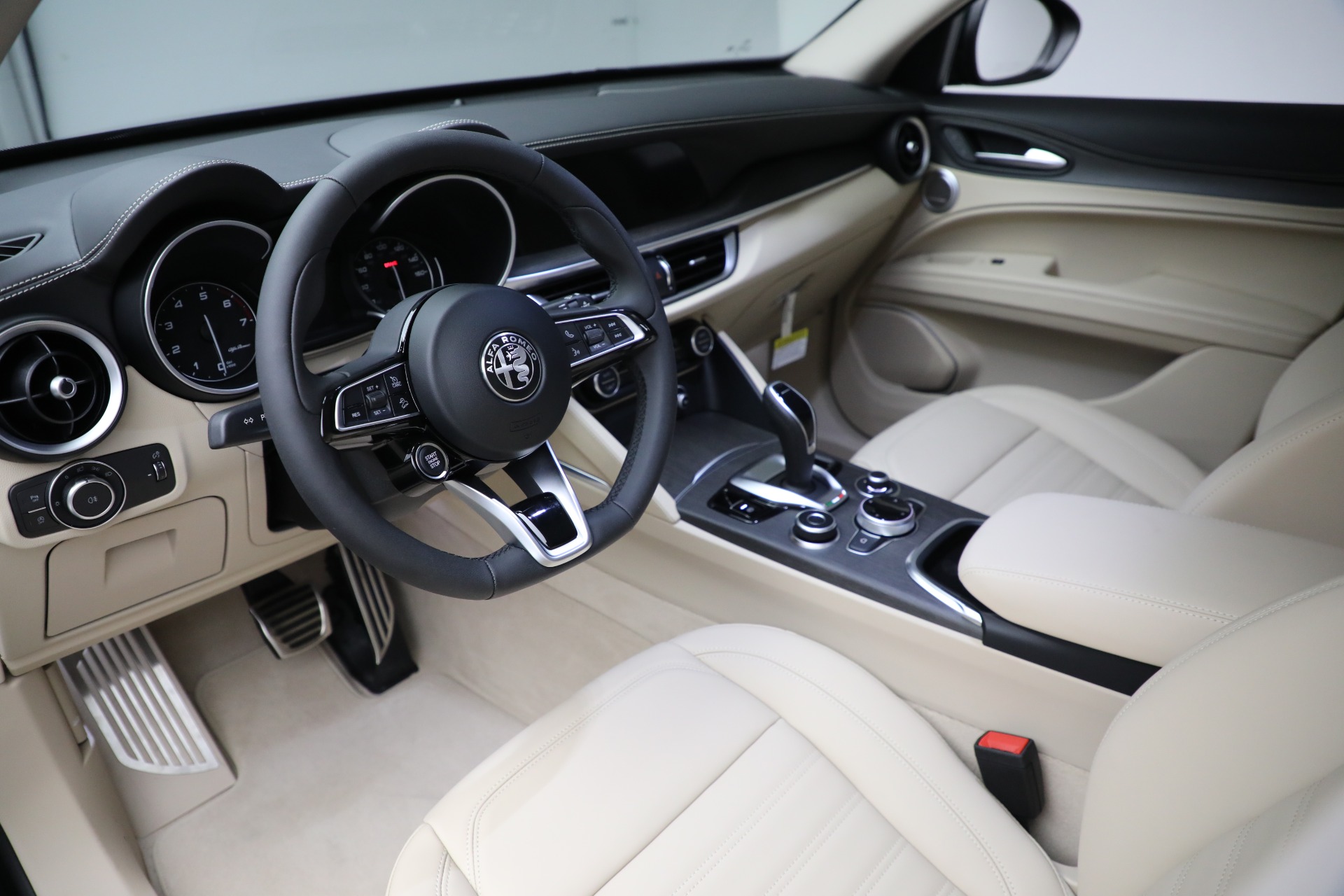New 2021 Alfa Romeo Stelvio Ti Q4 | St. Petersburg, FL
