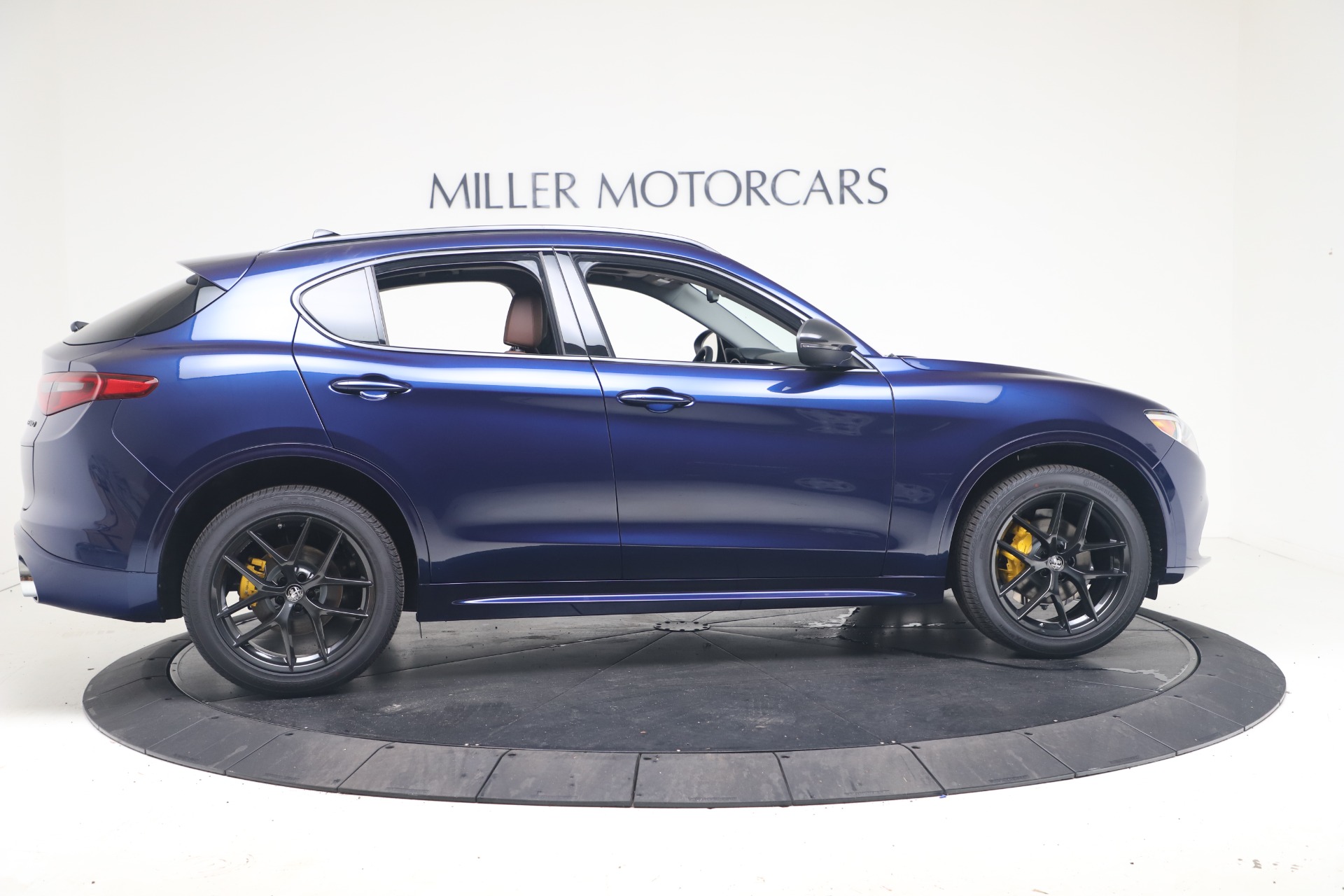 New 2021 Alfa Romeo Stelvio Ti Q4 | St. Petersburg, FL