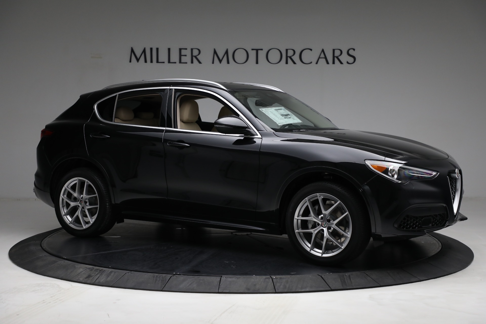 New 2021 Alfa Romeo Stelvio Ti Lusso Q4 | St. Petersburg, FL