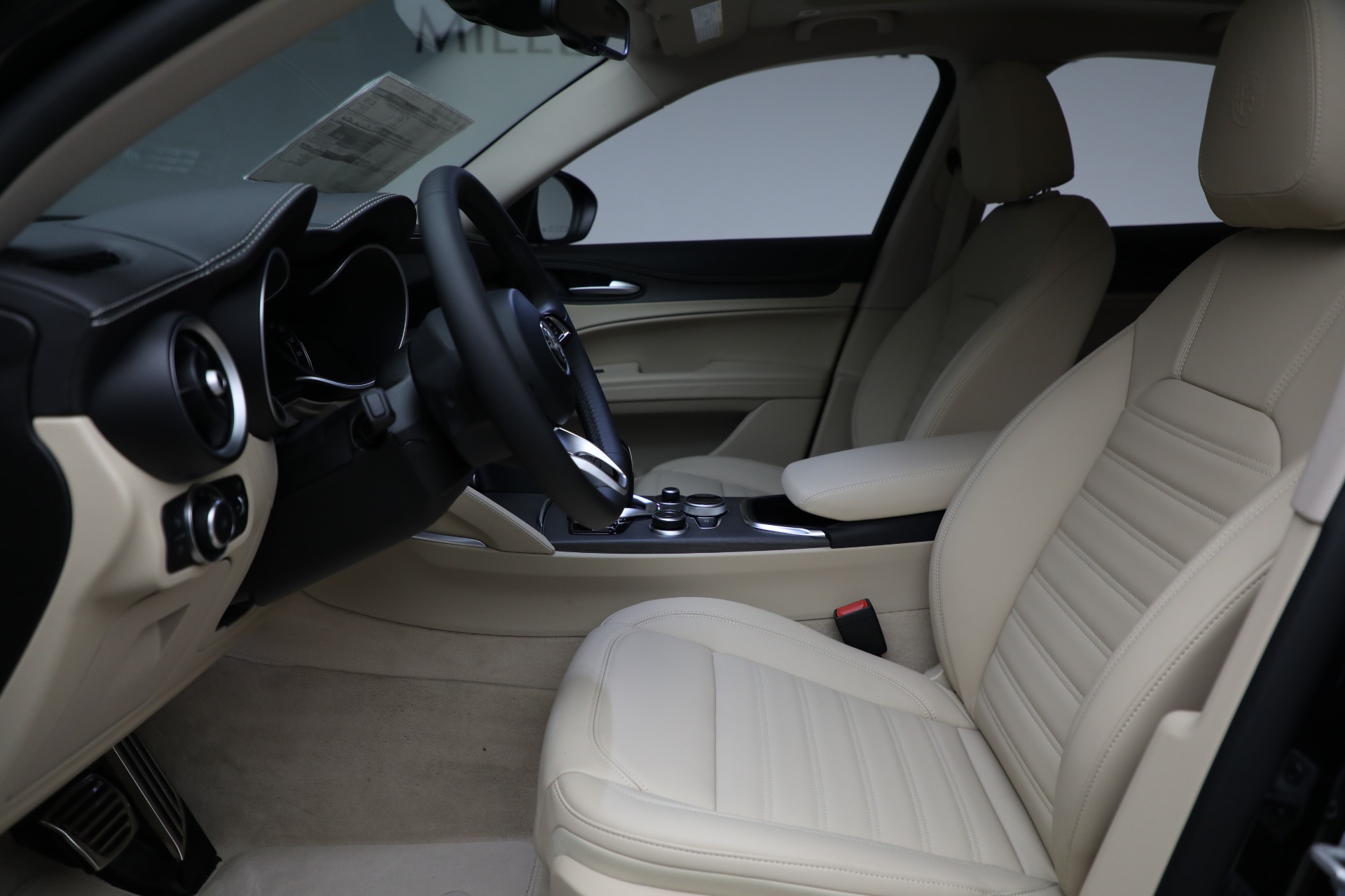 New 2021 Alfa Romeo Stelvio Ti Lusso Q4 | St. Petersburg, FL