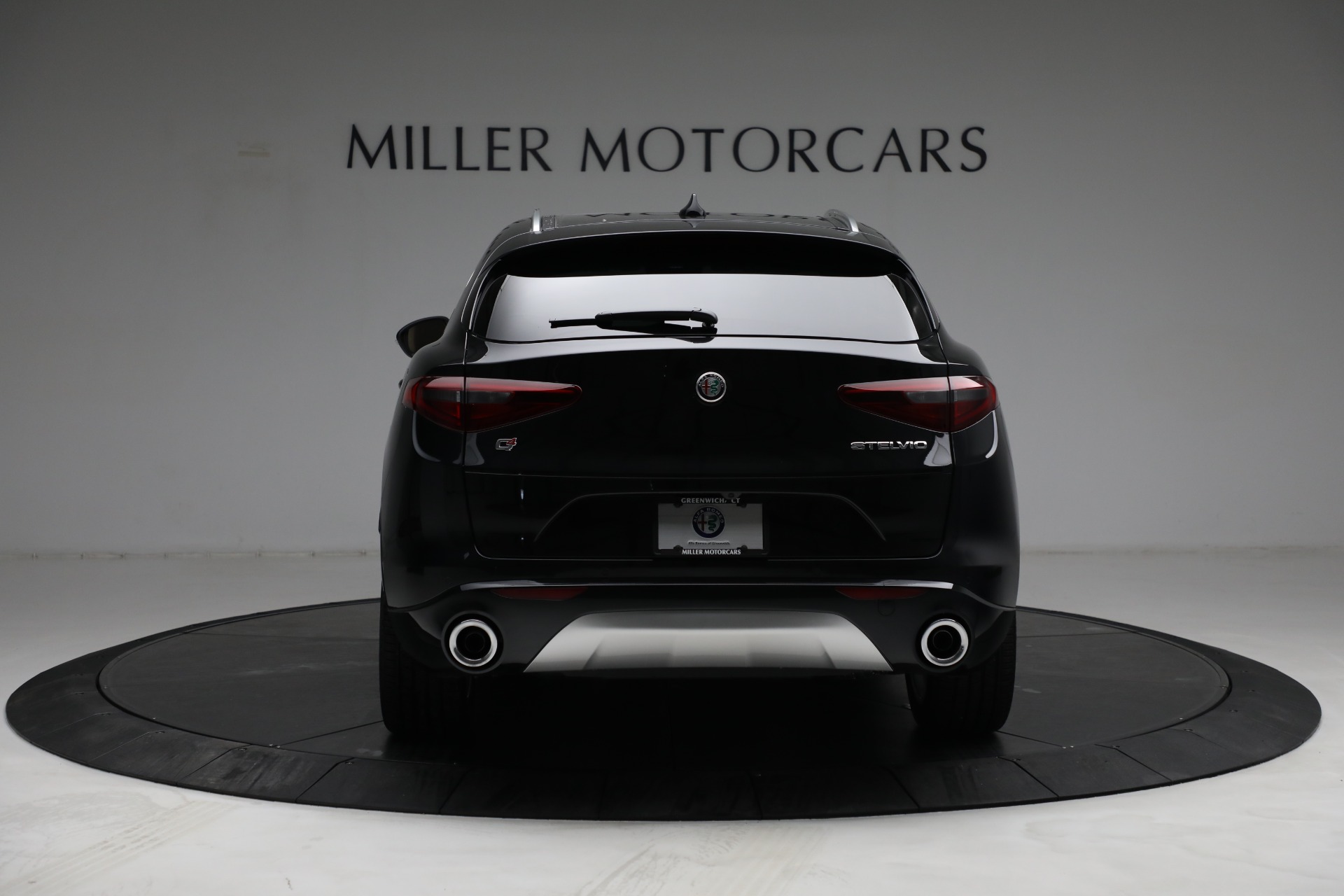 New 2021 Alfa Romeo Stelvio Ti Lusso Q4 | St. Petersburg, FL