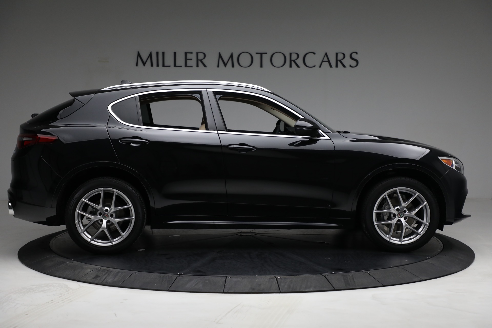 New 2021 Alfa Romeo Stelvio Ti Lusso Q4 | St. Petersburg, FL