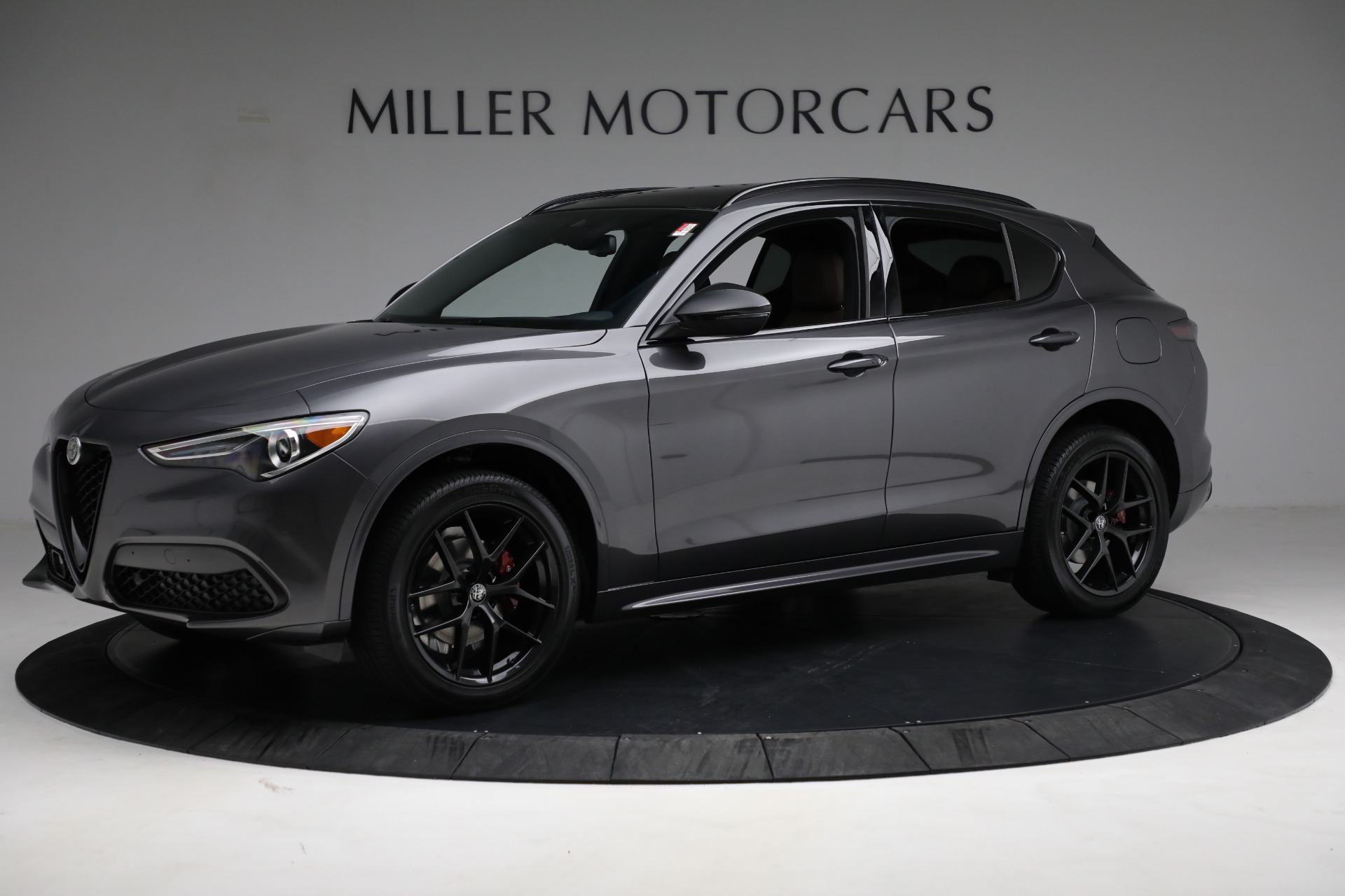 New 2021 Alfa Romeo Stelvio Ti Sport Q4 | St. Petersburg, FL