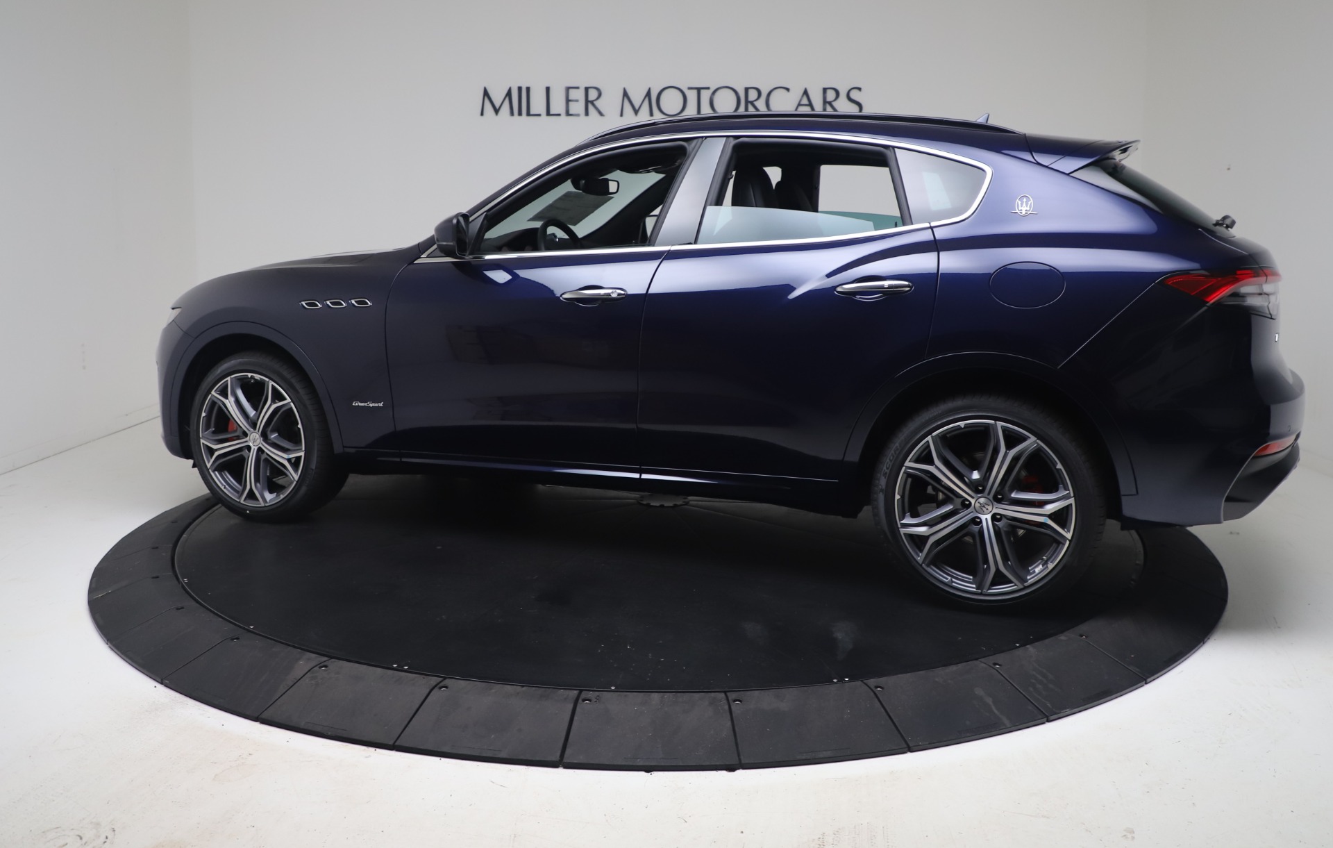 New 2021 Maserati Levante GranSport | St. Petersburg, FL