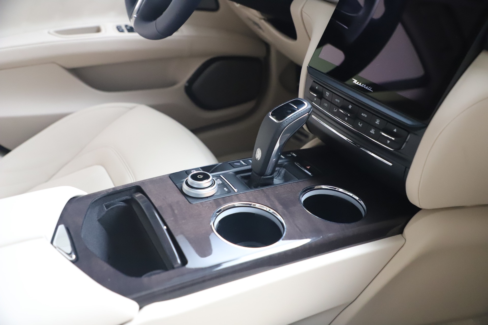 New 2021 Maserati Quattroporte S Q4 GranLusso | St. Petersburg, FL