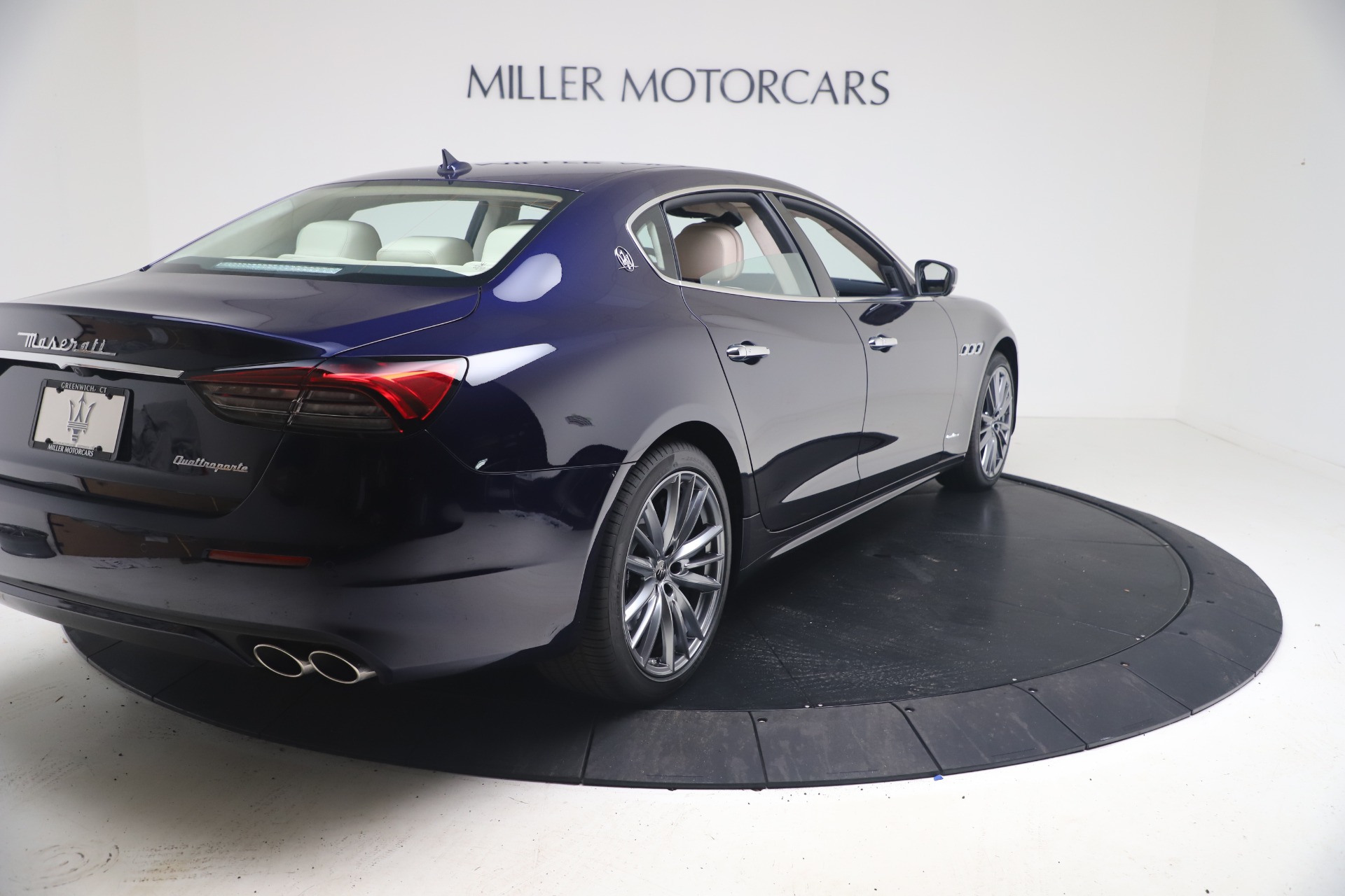 New 2021 Maserati Quattroporte S Q4 GranLusso | St. Petersburg, FL