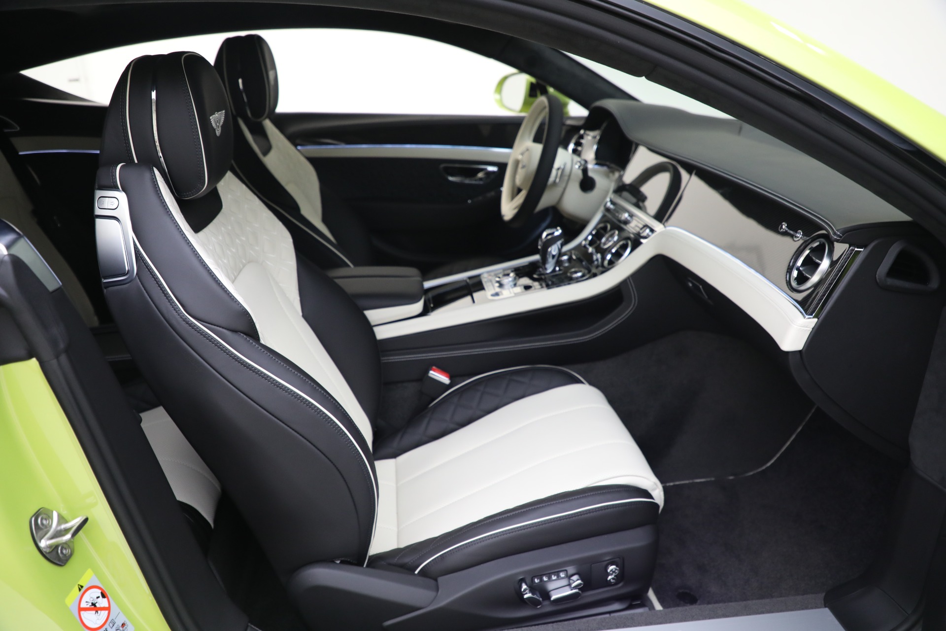 New 2022 Bentley Continental GT V8 | St. Petersburg, FL