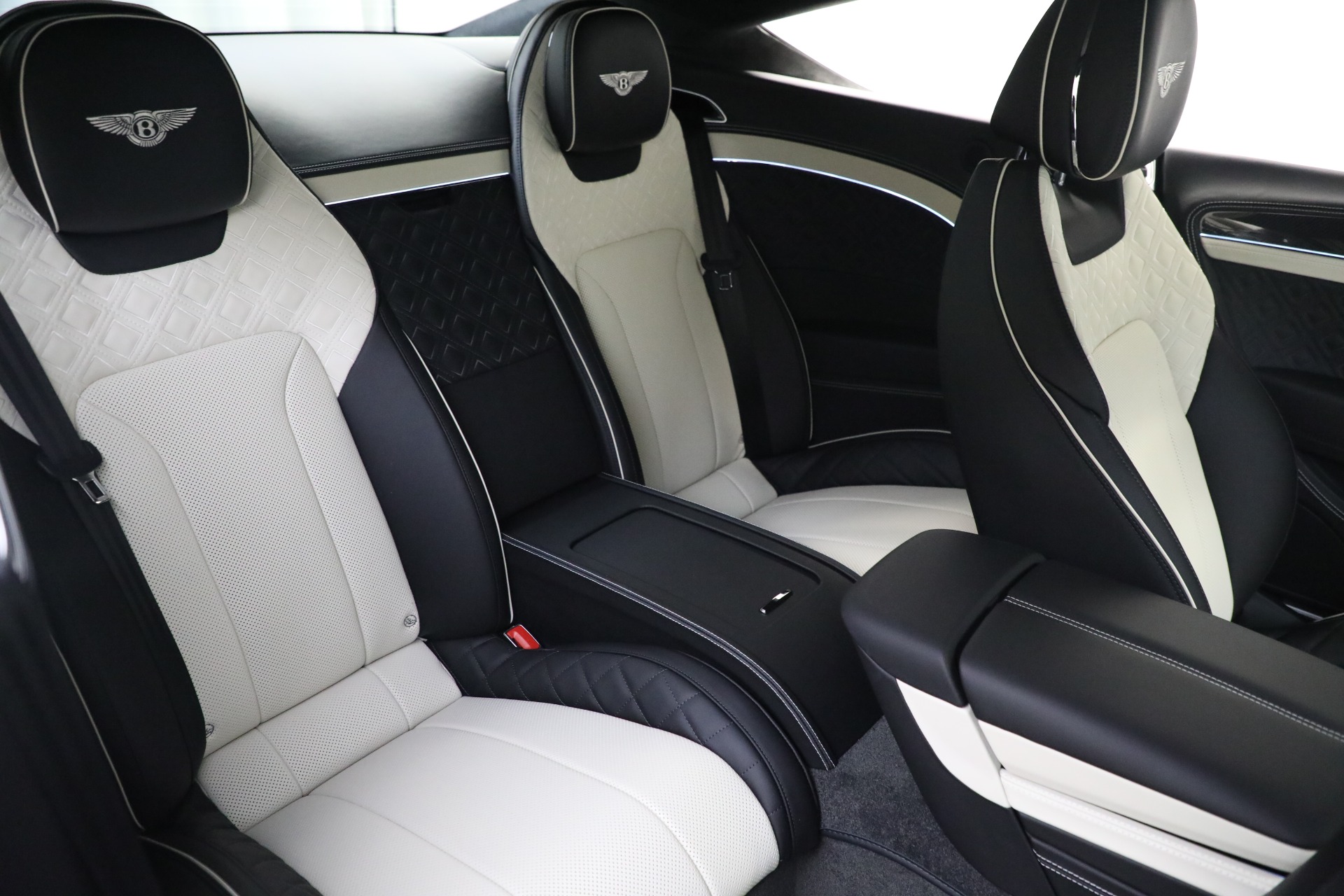 New 2022 Bentley Continental GT V8 | St. Petersburg, FL