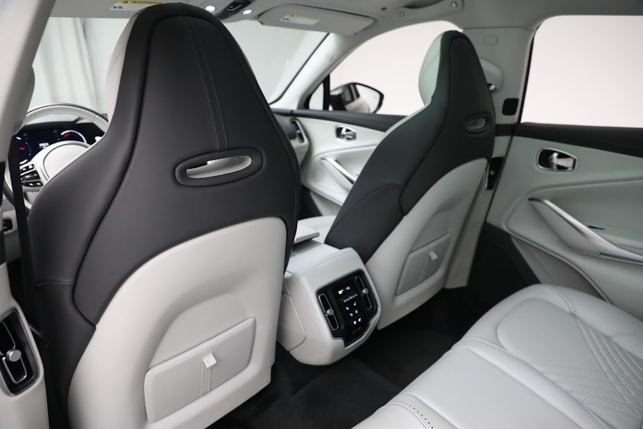 Used 2021 Aston Martin DBX | St. Petersburg, FL