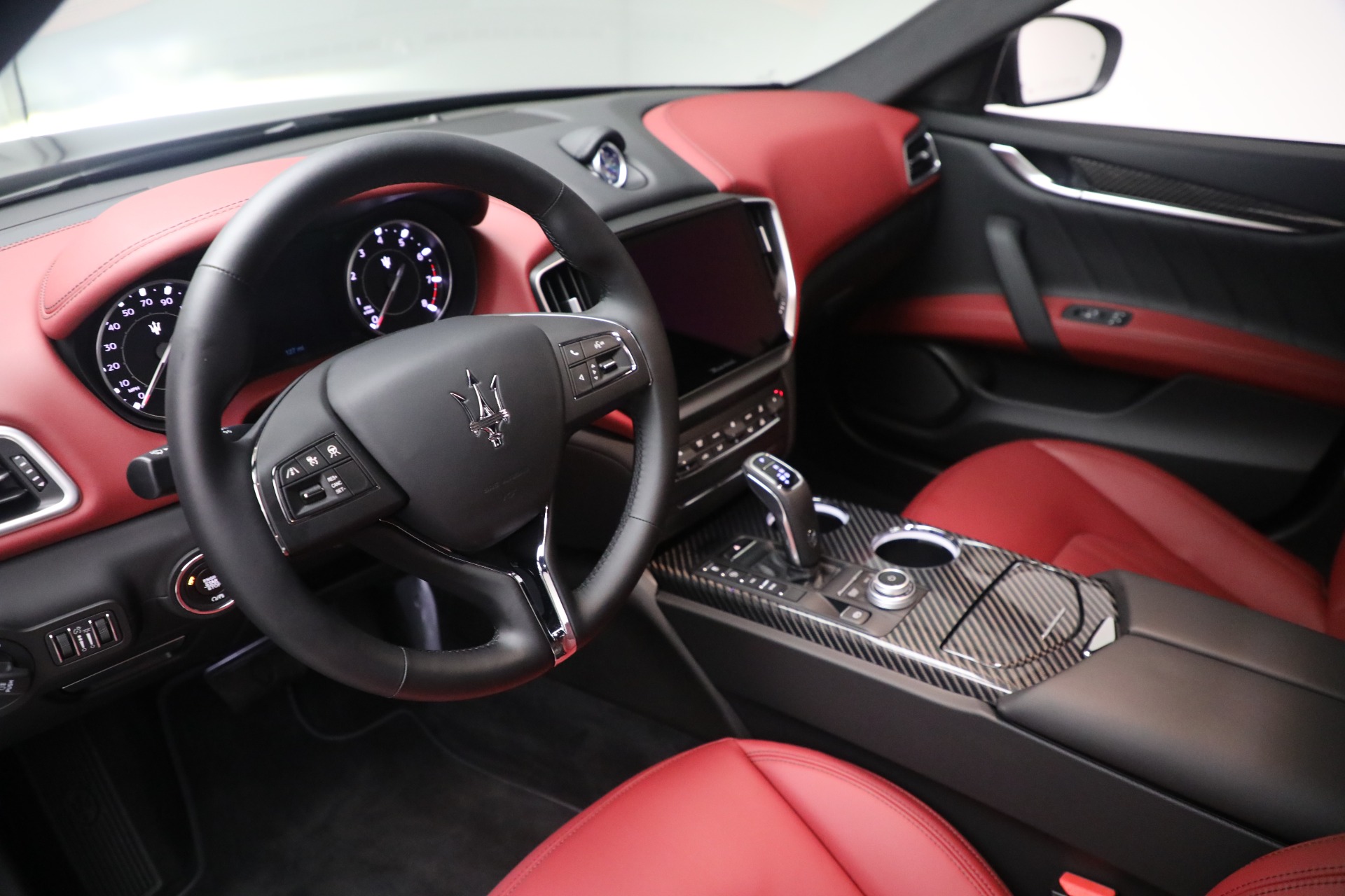New 2021 Maserati Ghibli SQ4 GranLusso | St. Petersburg, FL