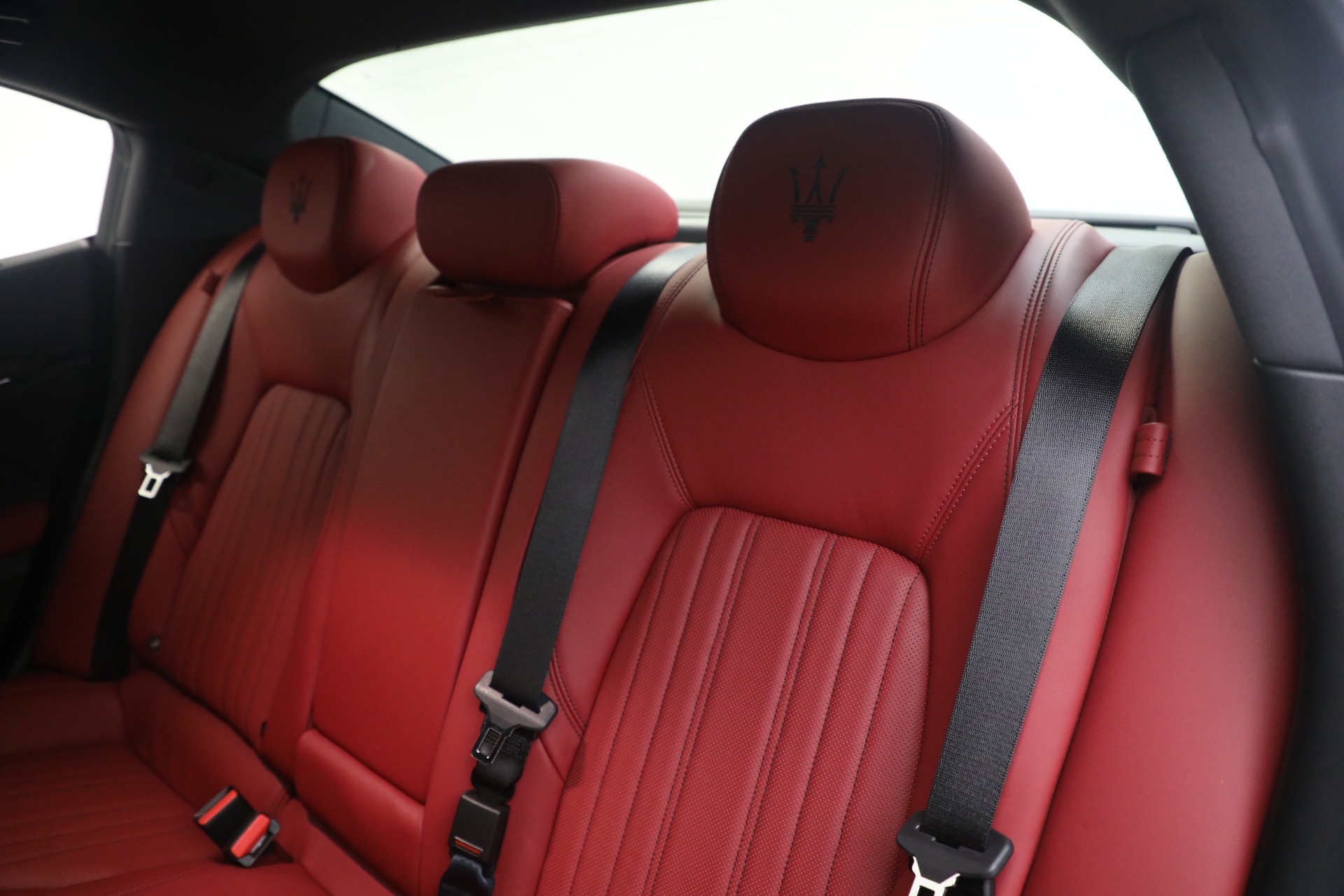 New 2021 Maserati Ghibli SQ4 GranLusso | St. Petersburg, FL