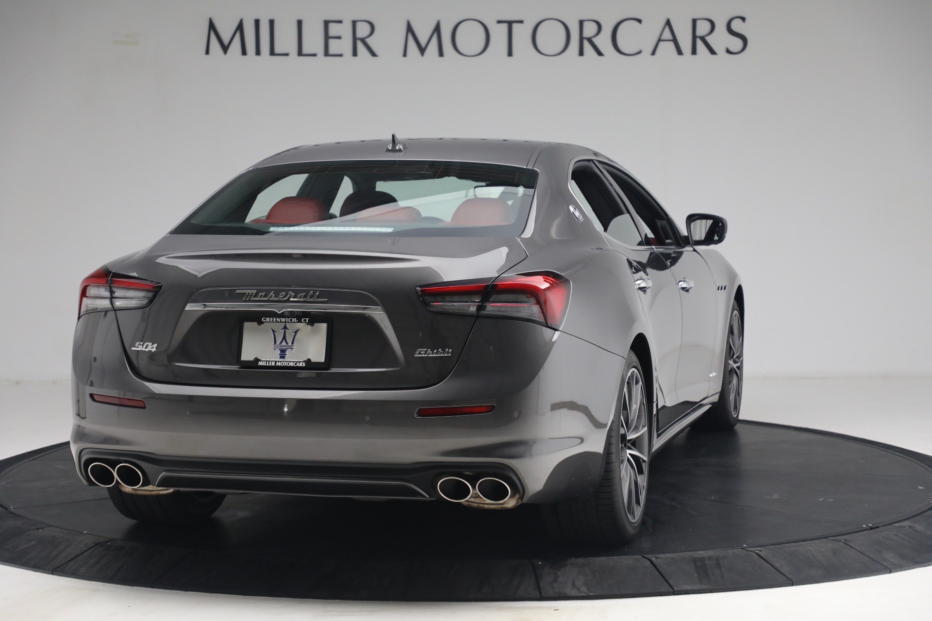 New 2021 Maserati Ghibli SQ4 GranLusso | St. Petersburg, FL