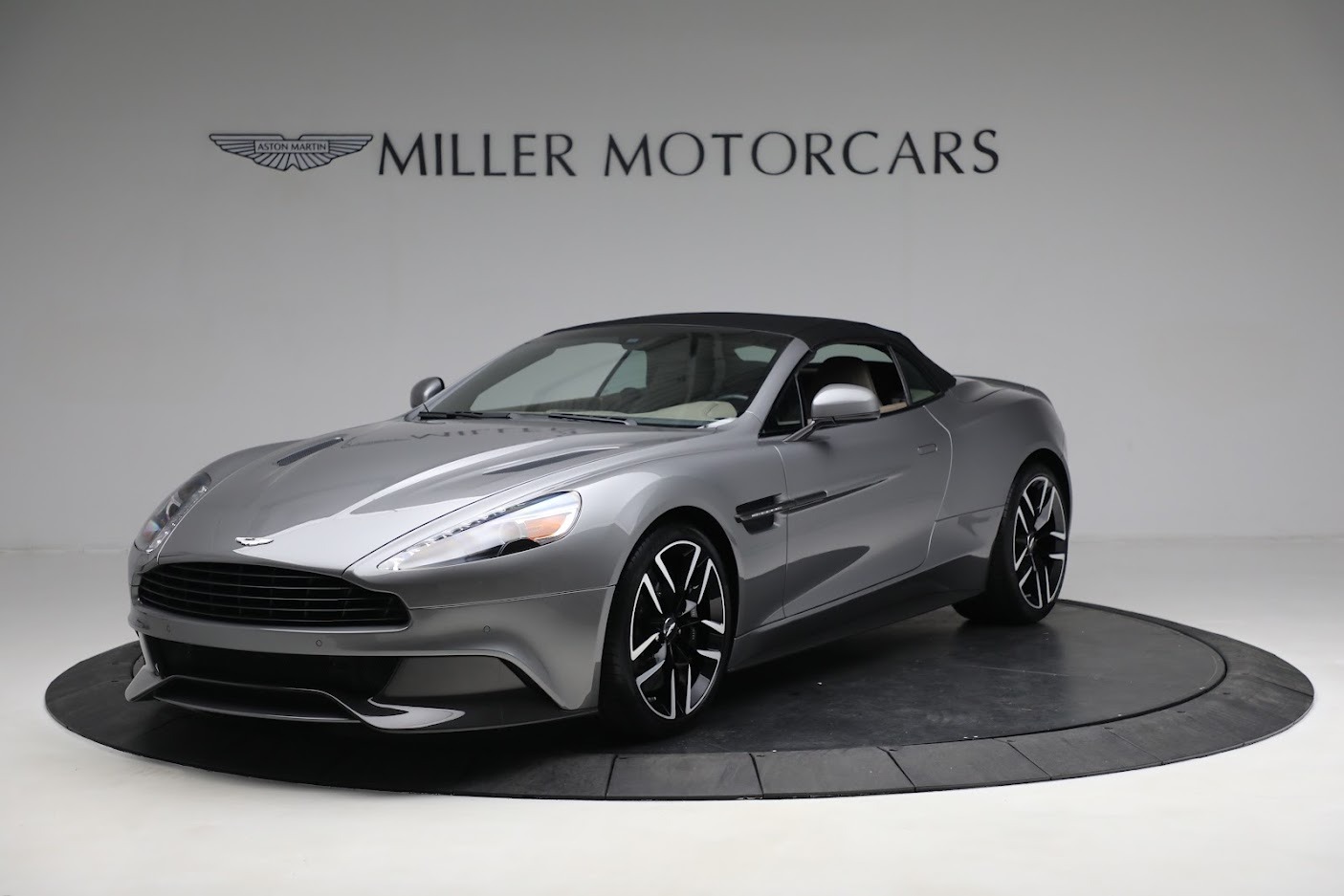 Used 2016 Aston Martin Vanquish Volante | St. Petersburg, FL