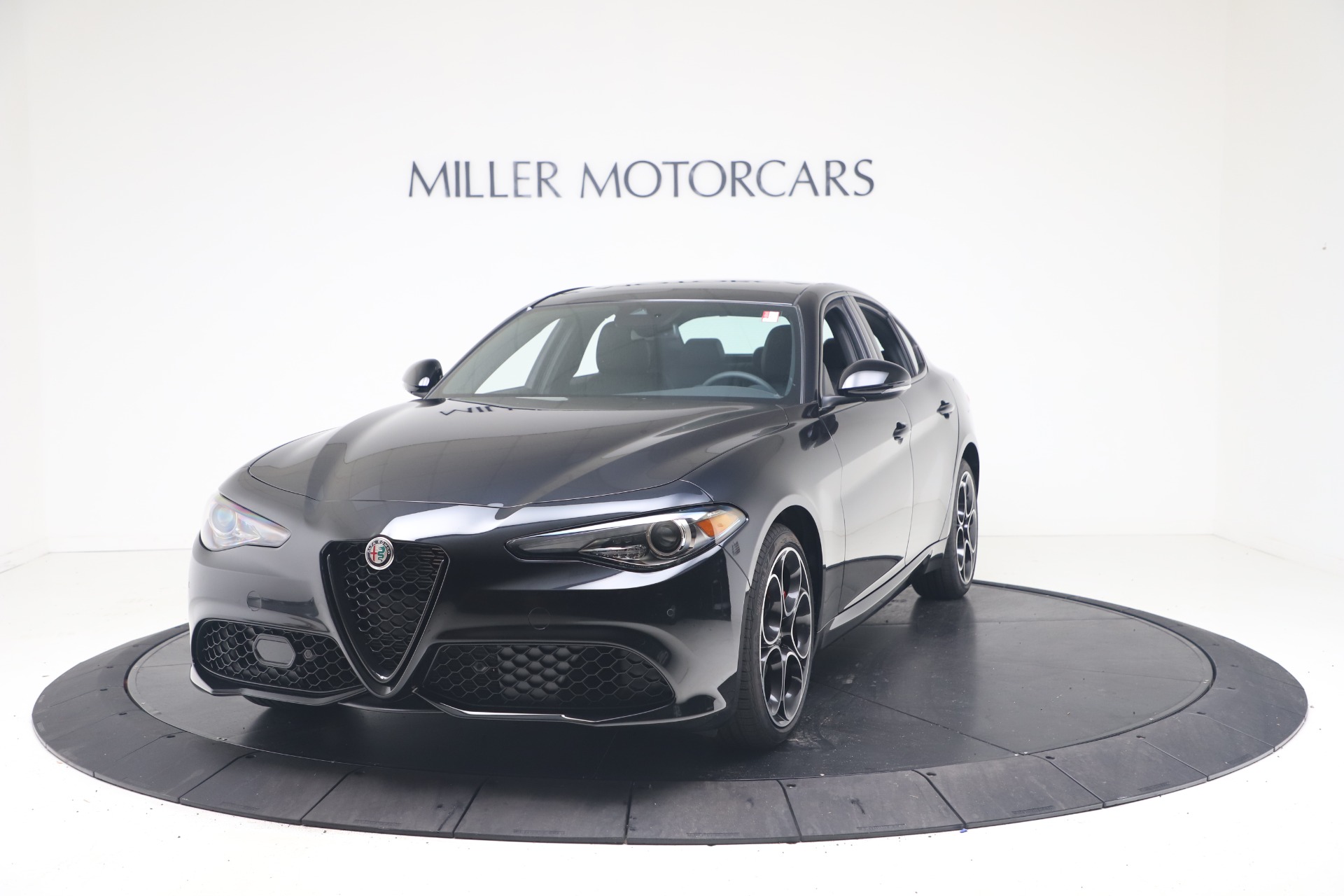 New 2022 Alfa Romeo Giulia Veloce | St. Petersburg, FL
