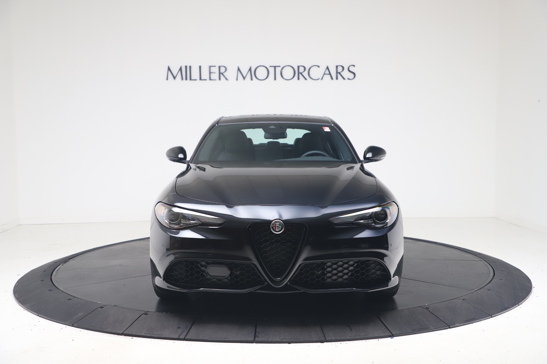 New 2022 Alfa Romeo Giulia Veloce | St. Petersburg, FL