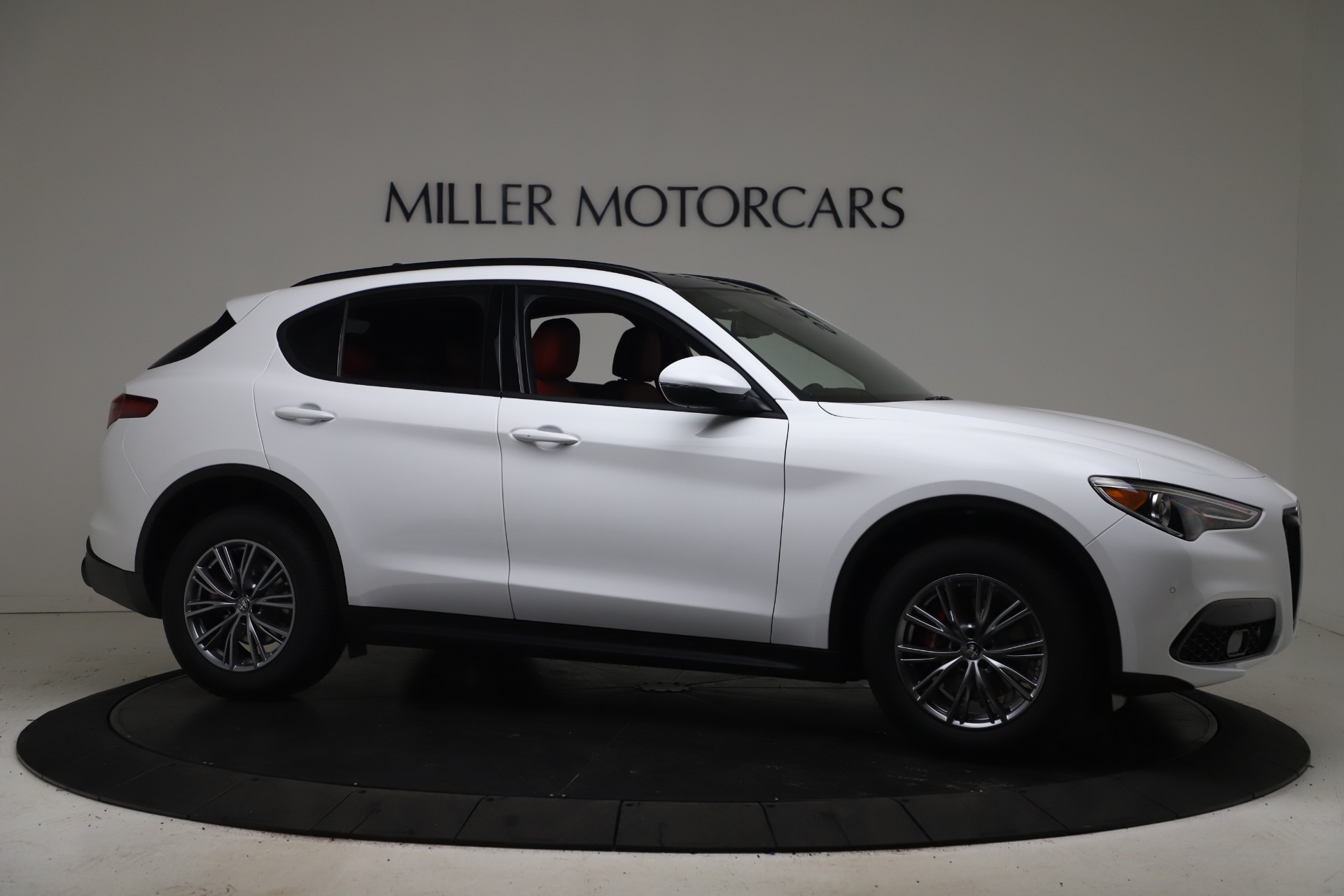 New 2022 Alfa Romeo Stelvio Sprint | St. Petersburg, FL