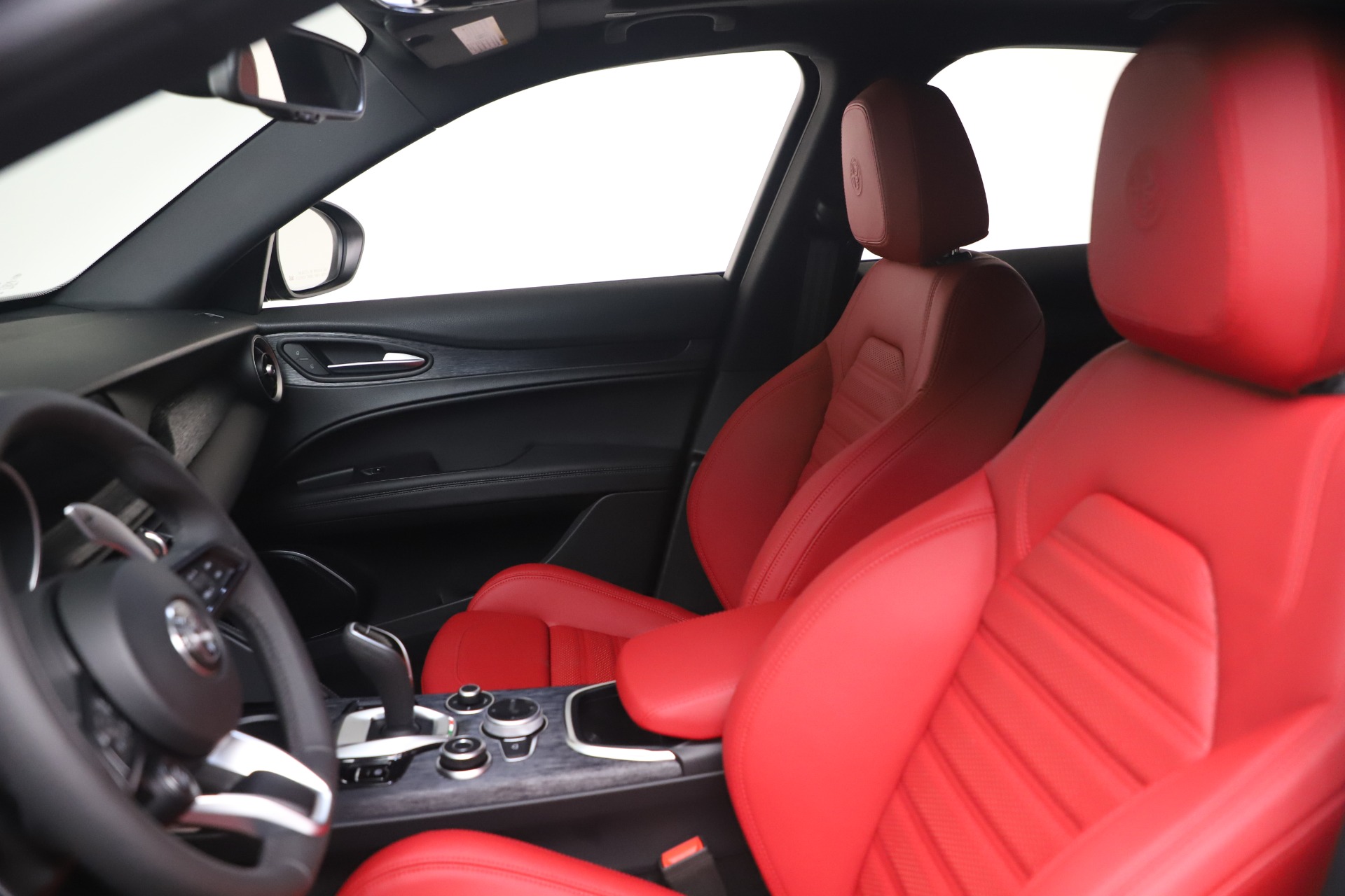 New 2022 Alfa Romeo Stelvio Sprint | St. Petersburg, FL