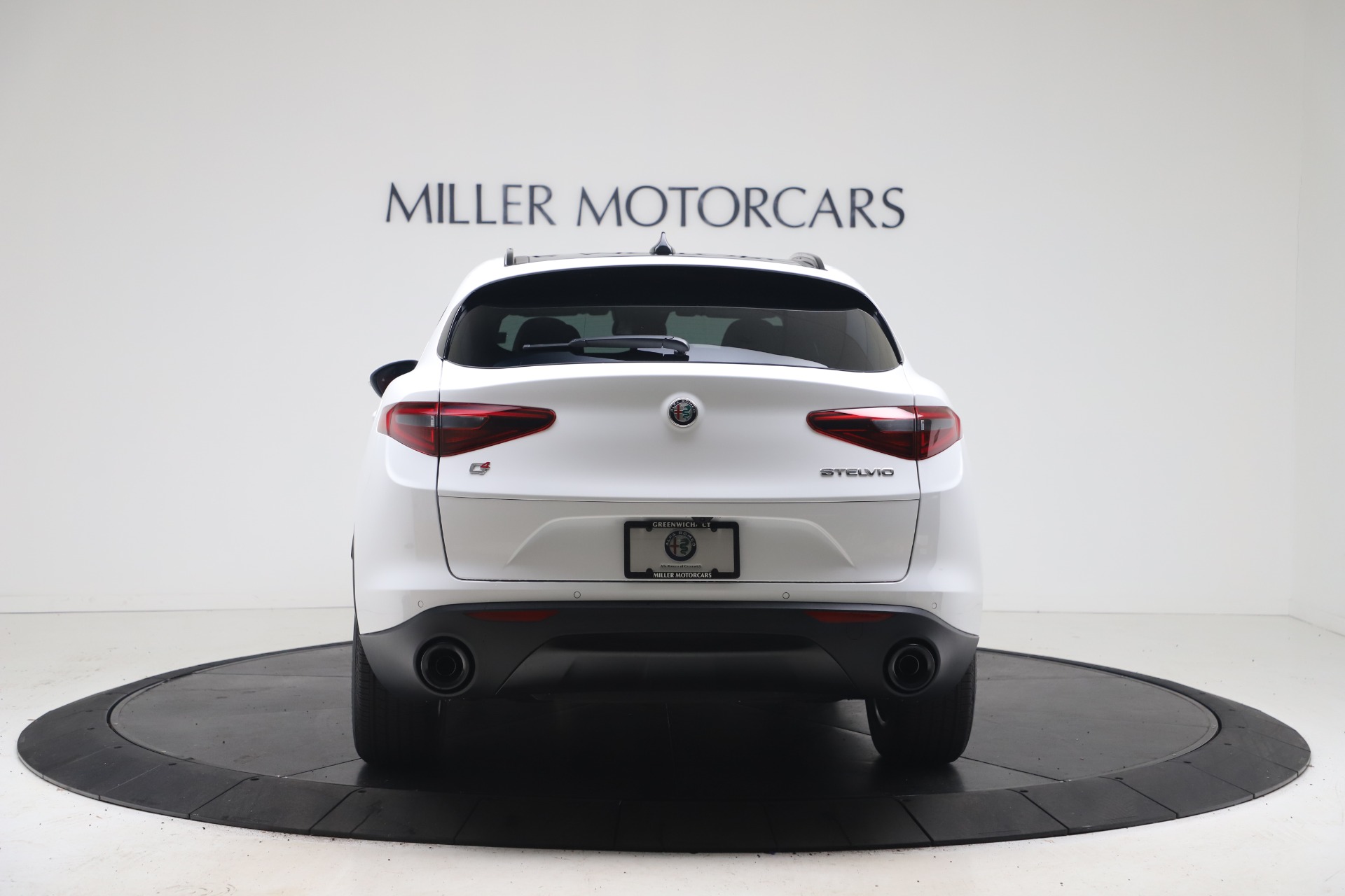 New 2022 Alfa Romeo Stelvio Sprint | St. Petersburg, FL