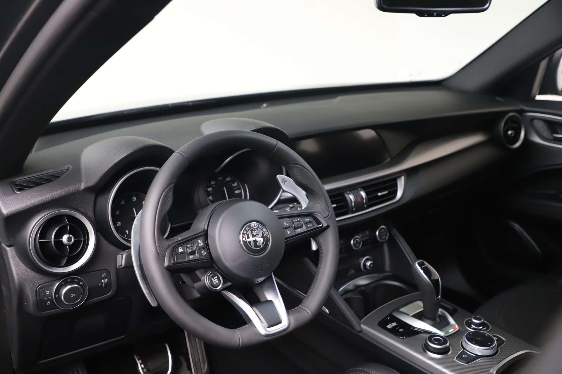 New 2022 Alfa Romeo Stelvio Veloce | St. Petersburg, FL