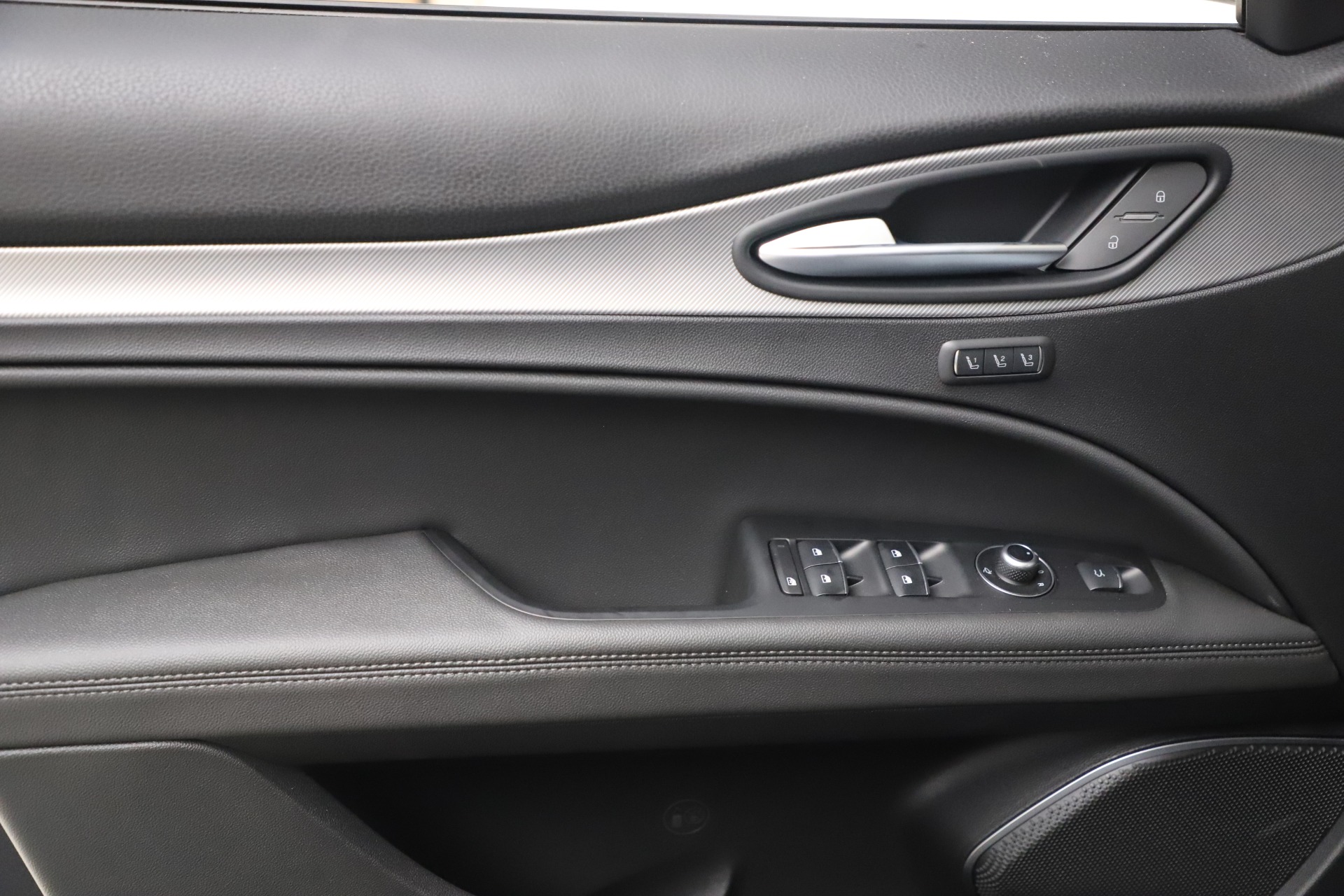 New 2022 Alfa Romeo Stelvio Veloce | St. Petersburg, FL