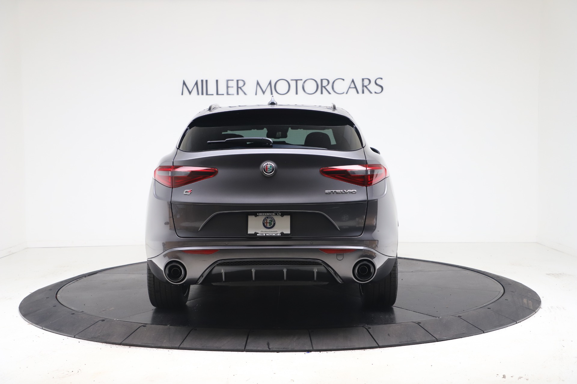 New 2022 Alfa Romeo Stelvio Veloce | St. Petersburg, FL