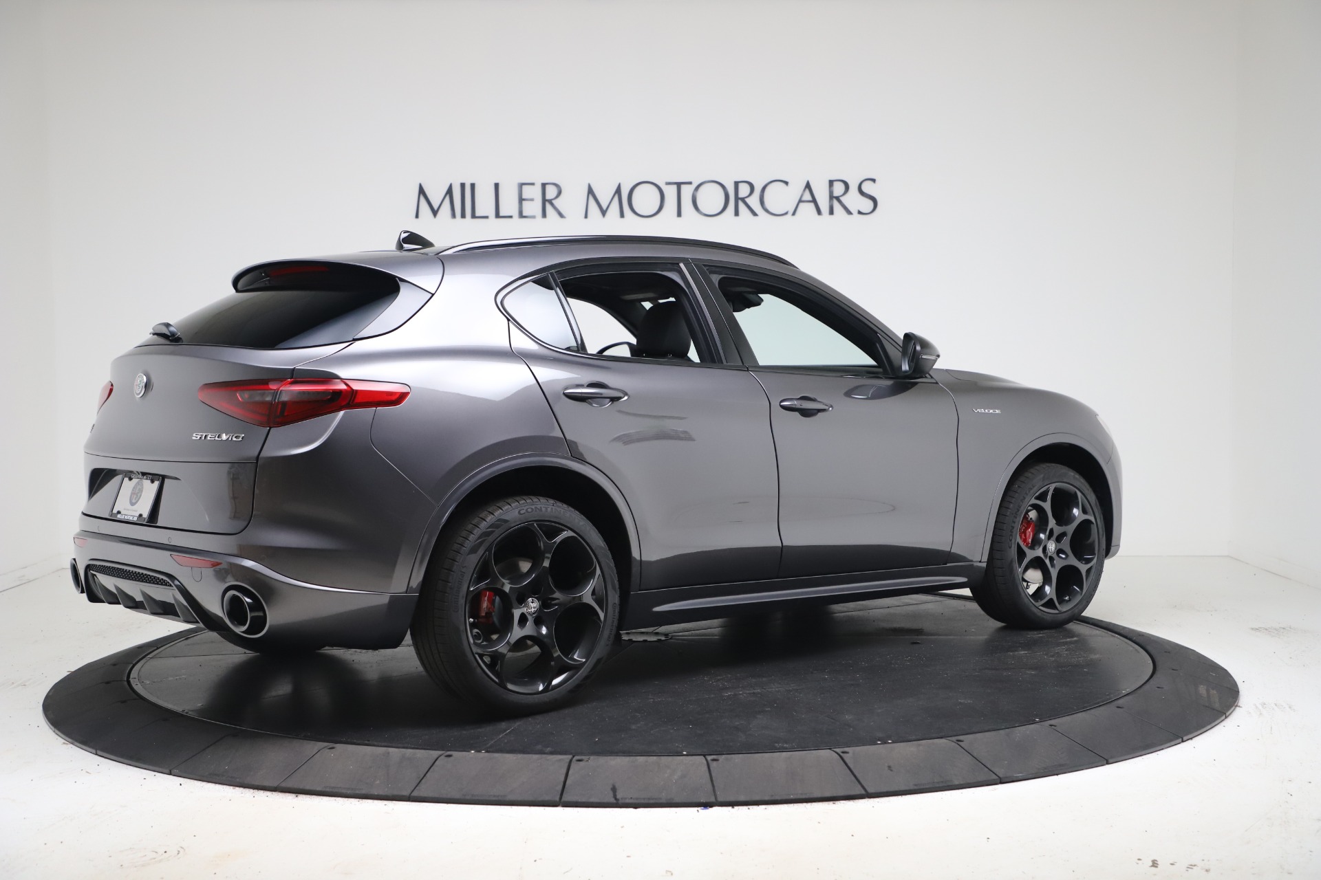 New 2022 Alfa Romeo Stelvio Veloce | St. Petersburg, FL