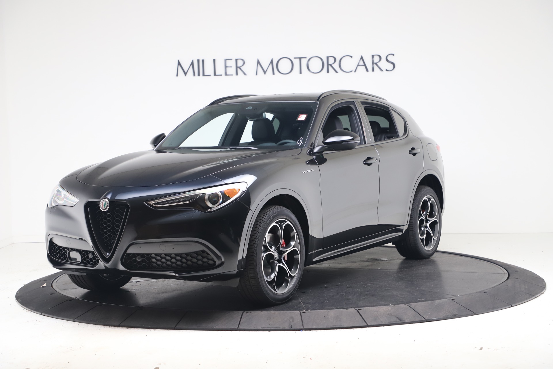 New 2022 Alfa Romeo Stelvio Veloce | St. Petersburg, FL