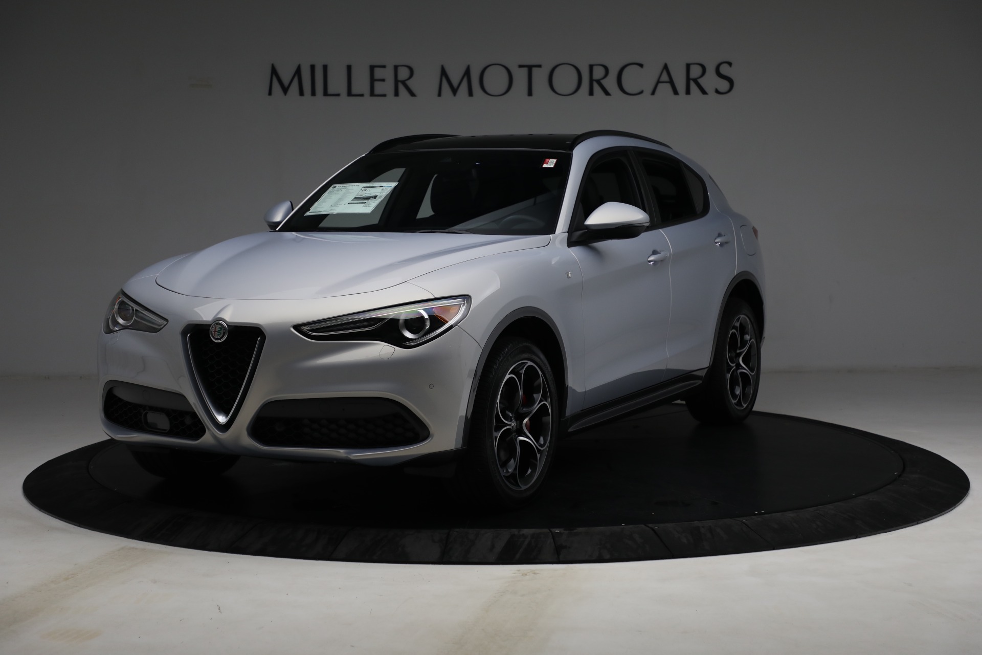New 2022 Alfa Romeo Stelvio Ti | St. Petersburg, FL