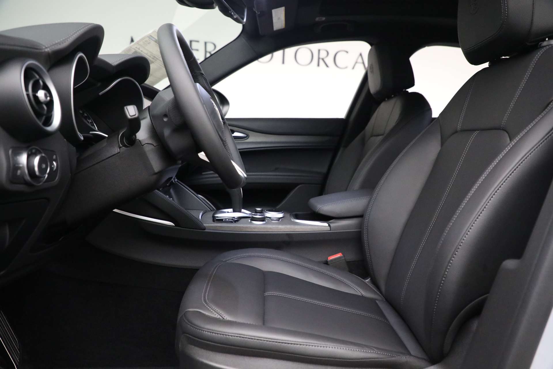 New 2022 Alfa Romeo Stelvio Ti | St. Petersburg, FL