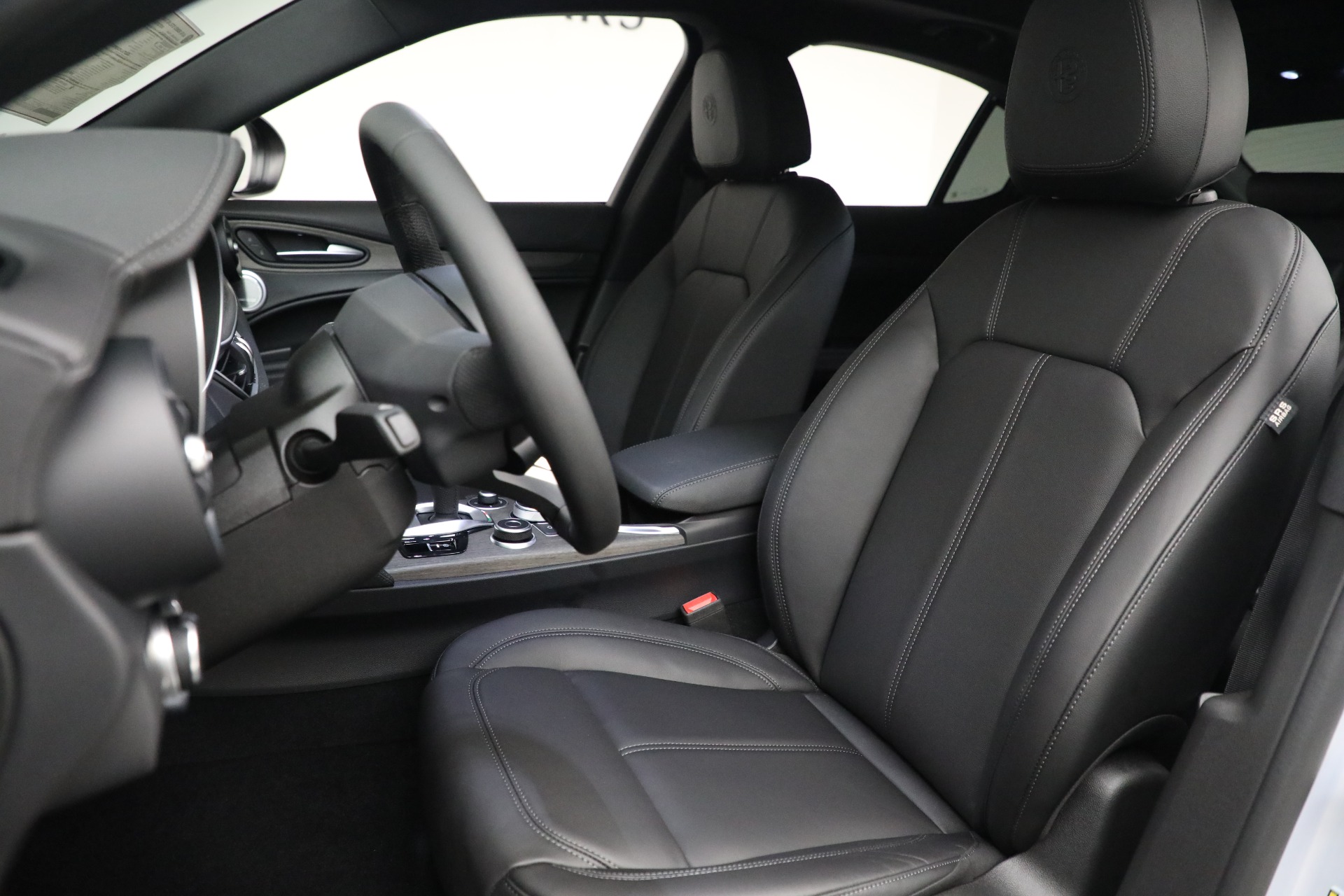 New 2022 Alfa Romeo Stelvio Ti | St. Petersburg, FL