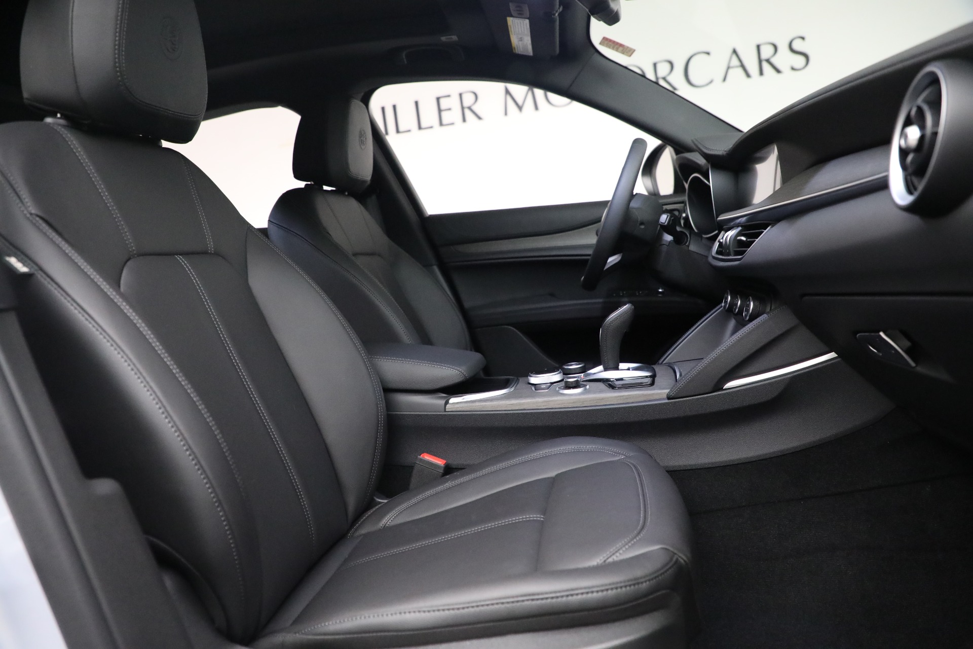 New 2022 Alfa Romeo Stelvio Ti | St. Petersburg, FL