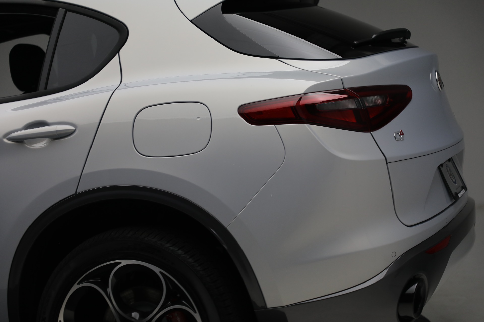 New 2022 Alfa Romeo Stelvio Ti | St. Petersburg, FL