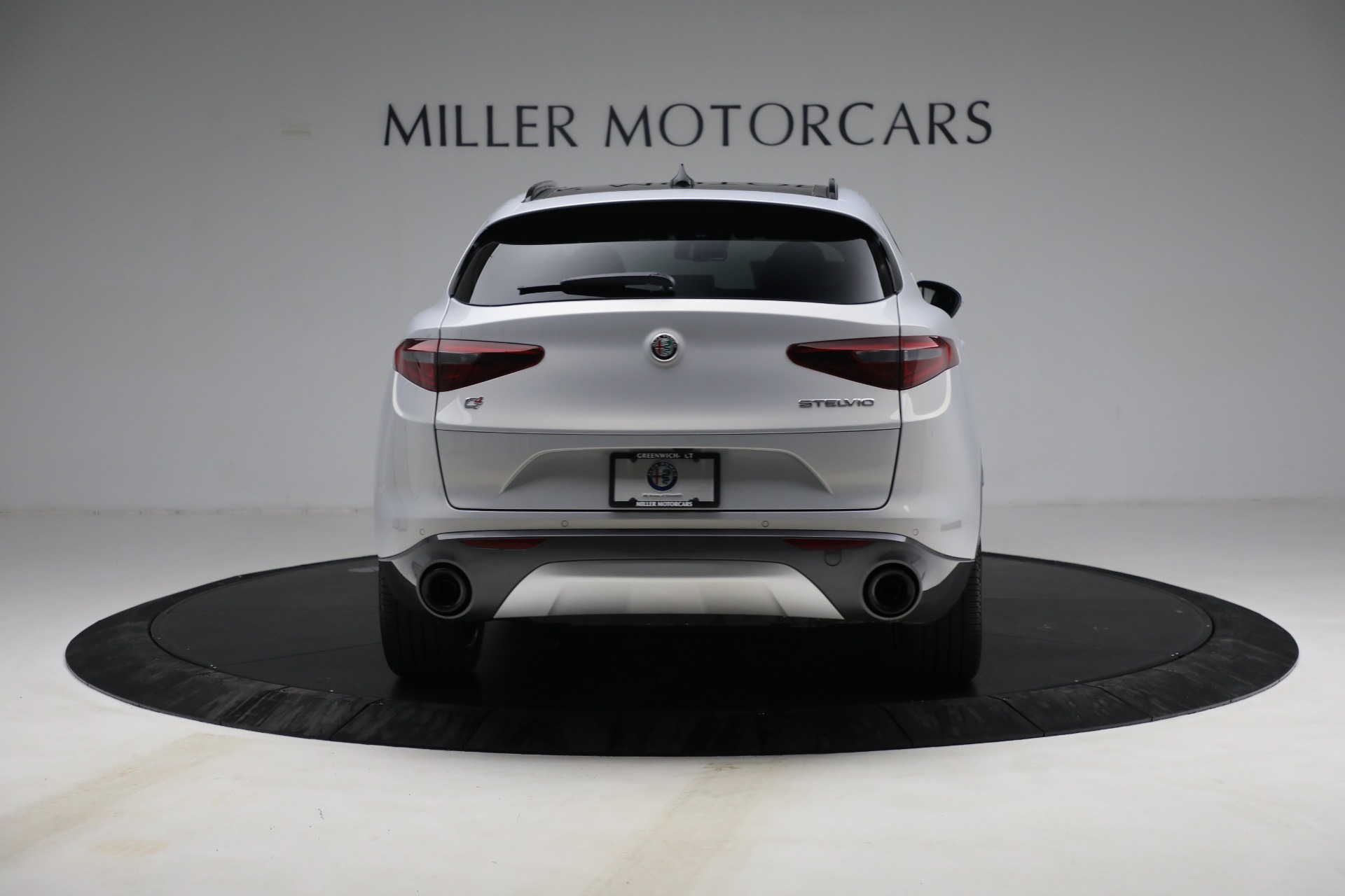 New 2022 Alfa Romeo Stelvio Ti | St. Petersburg, FL