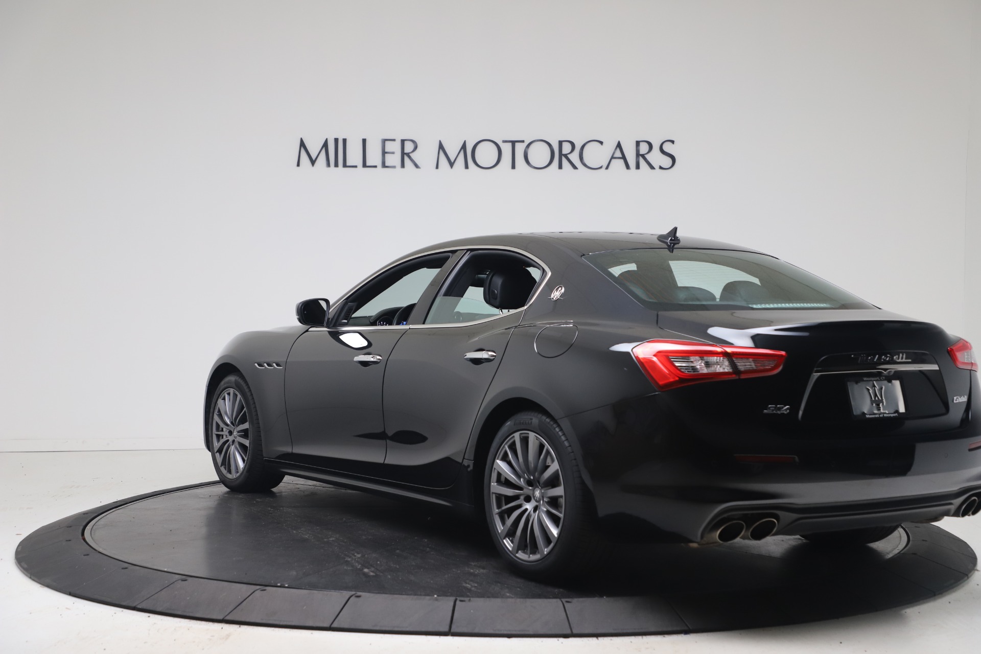 Used 2018 Maserati Ghibli SQ4 | St. Petersburg, FL