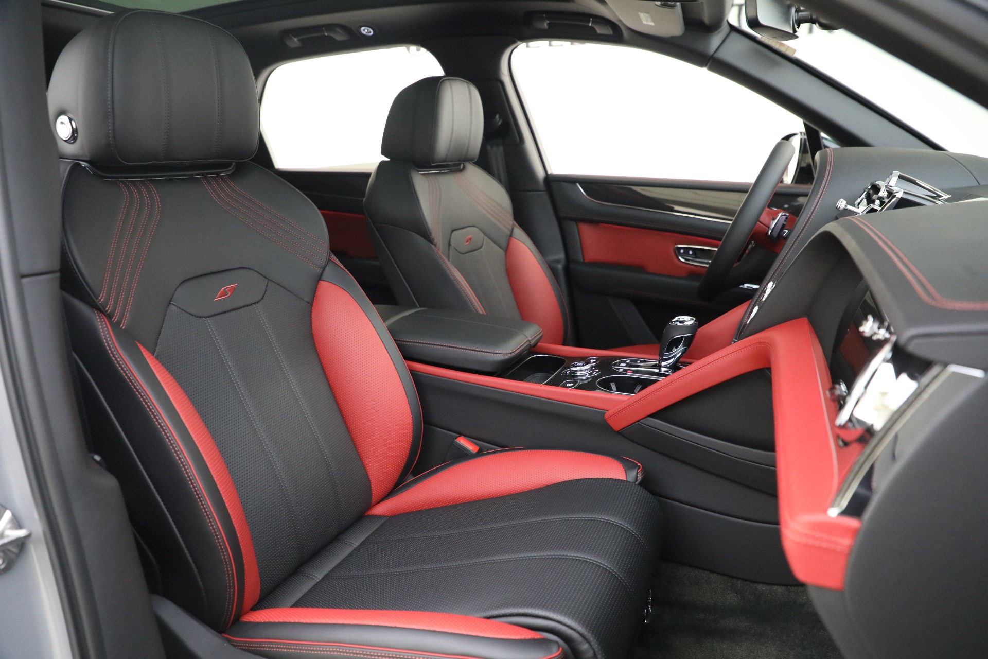 New 2022 Bentley Bentayga S | St. Petersburg, FL