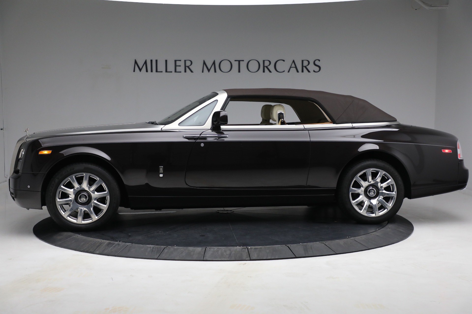 Used 2015 Rolls-Royce Phantom Drophead Coupe | St. Petersburg, FL