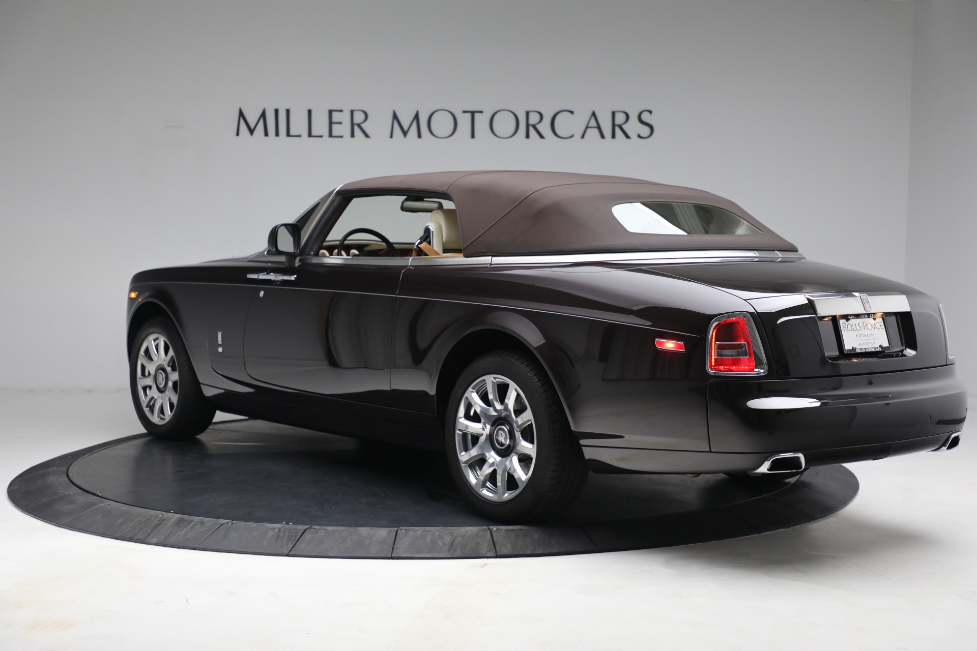 Used 2015 Rolls-Royce Phantom Drophead Coupe | St. Petersburg, FL