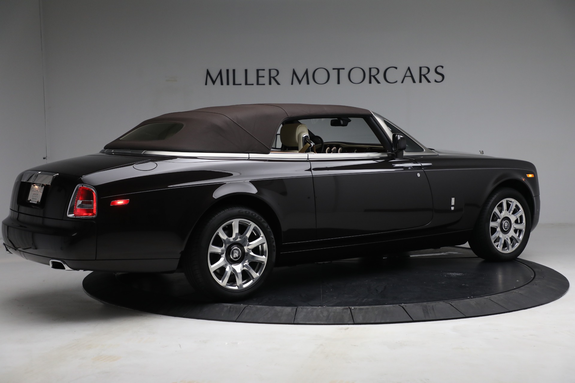 Used 2015 Rolls-Royce Phantom Drophead Coupe | St. Petersburg, FL